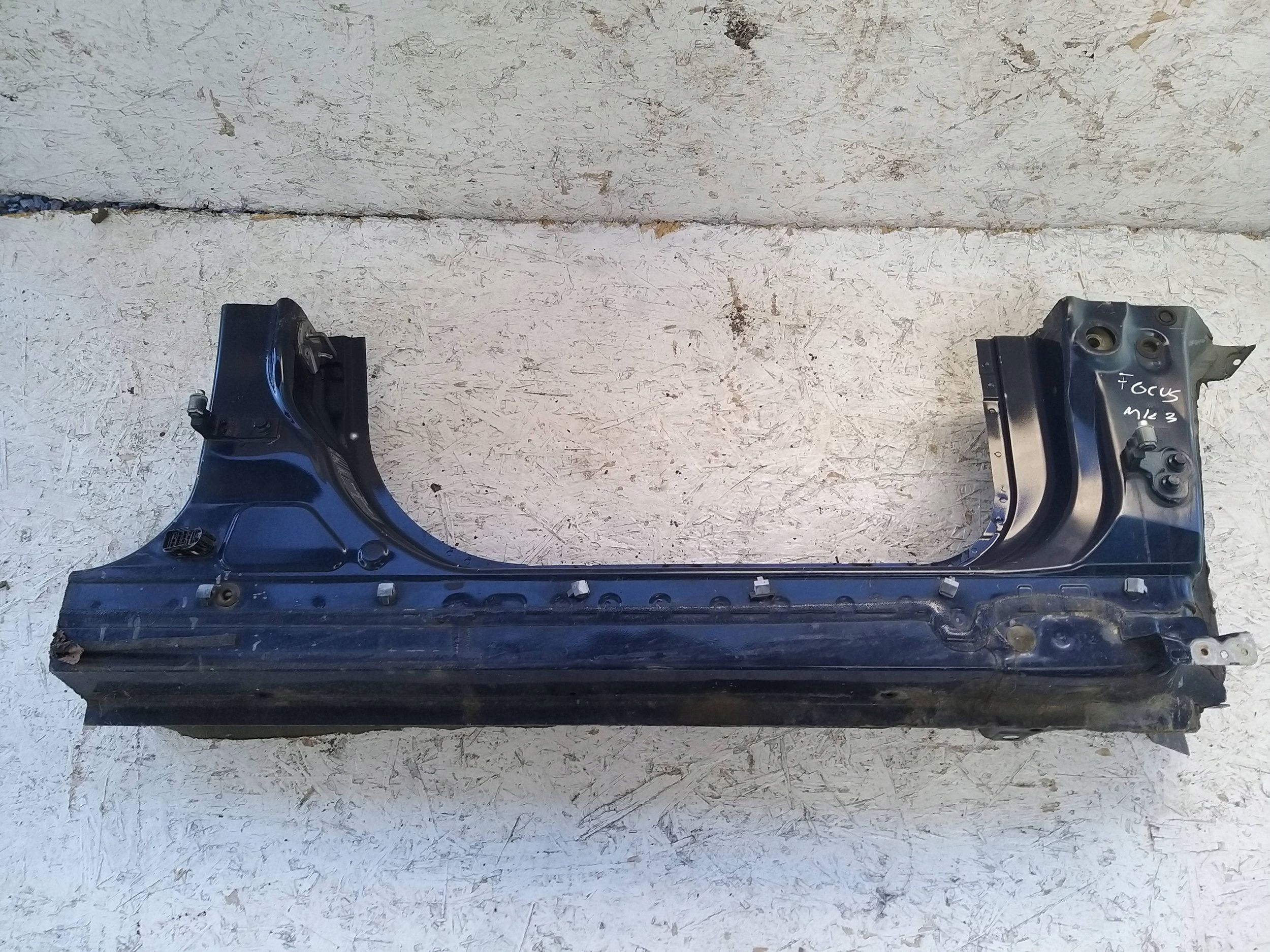 FORD FOCUS MK3 quarter threshold right 10R