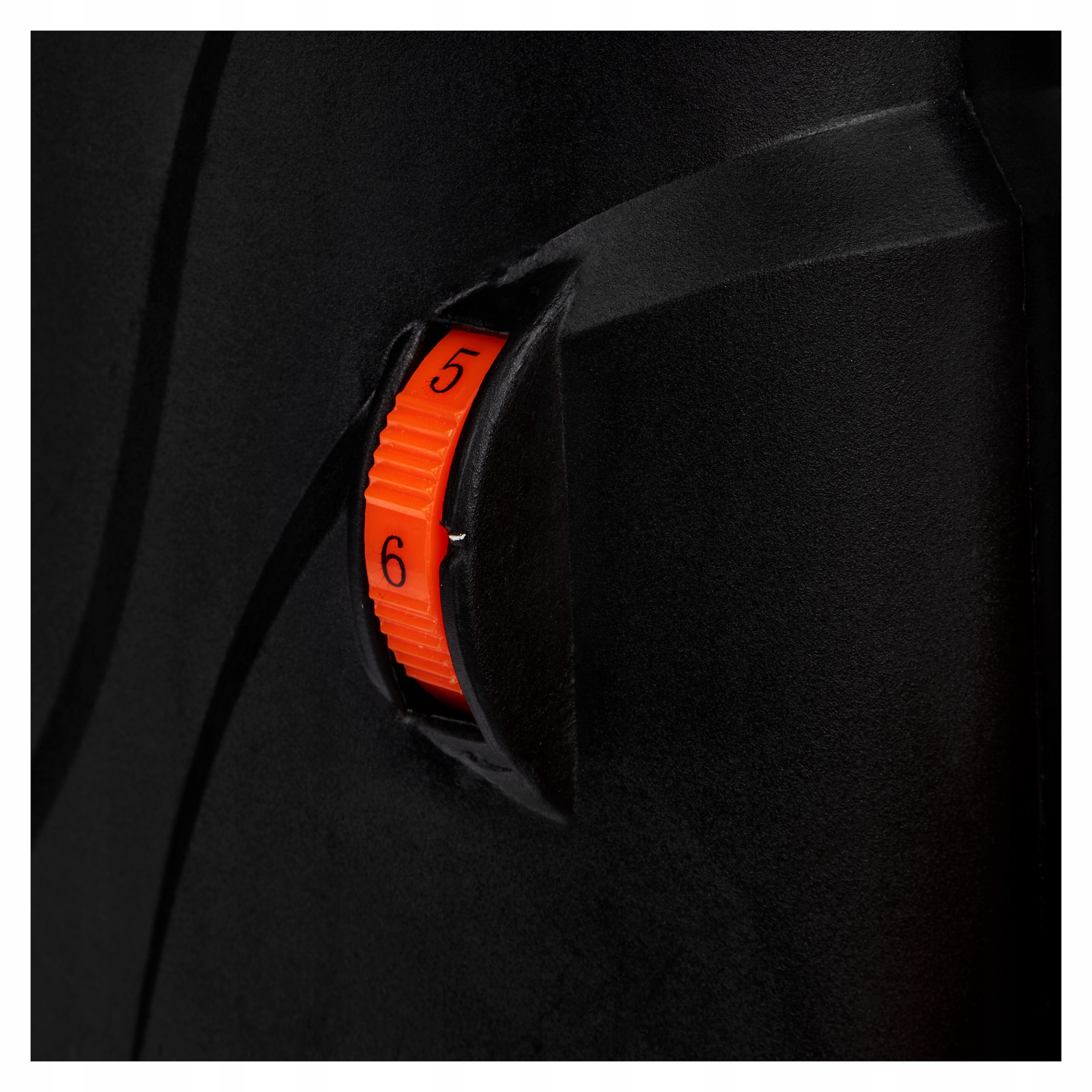 FREZARKA GÓRNOWRZECIONOWA DO DREWNA 6MM 8MM 1900W KD1683 Seria Brak