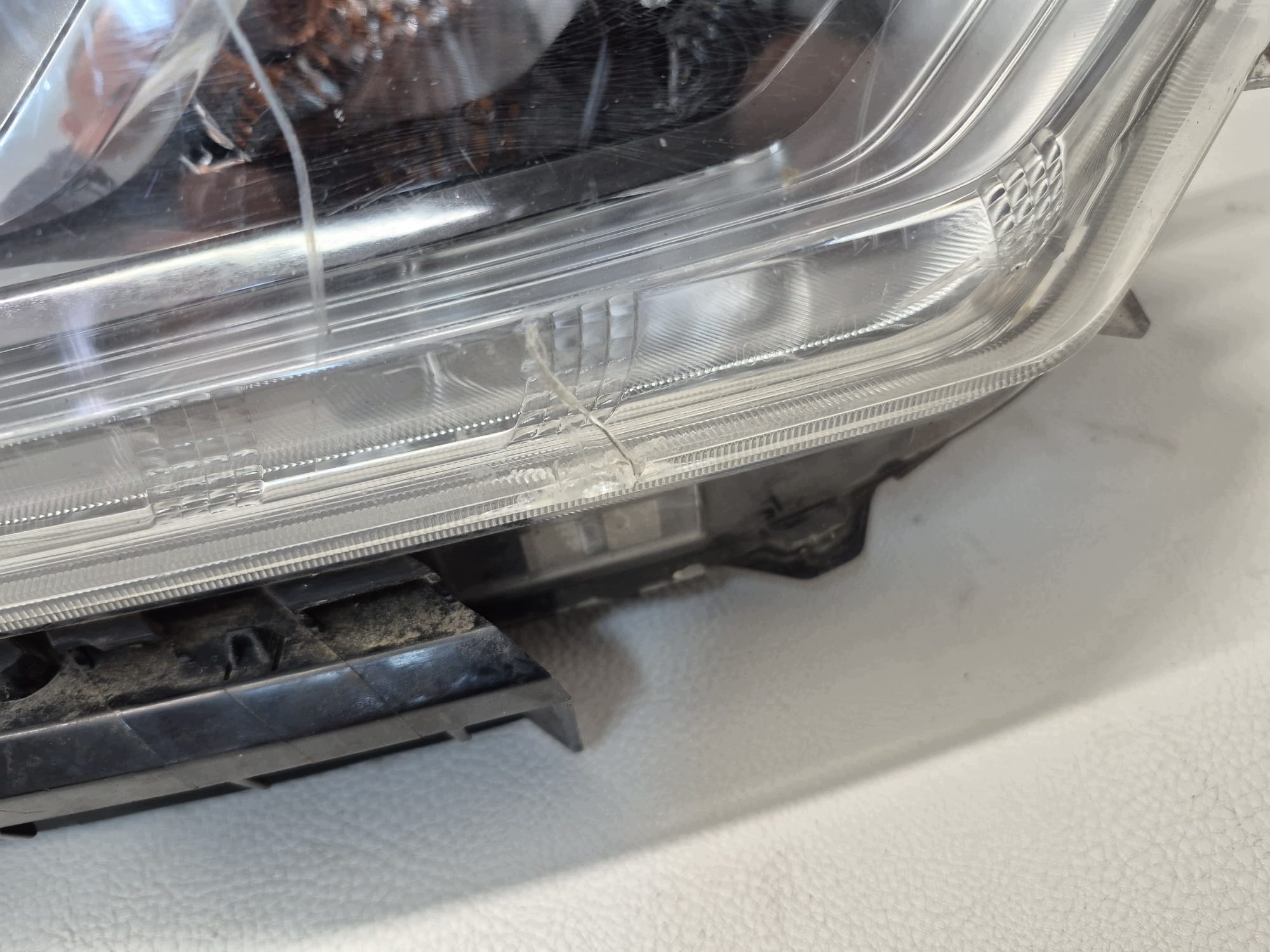 NISSAN X-TRAIL T32 14- light right front front FULL LED