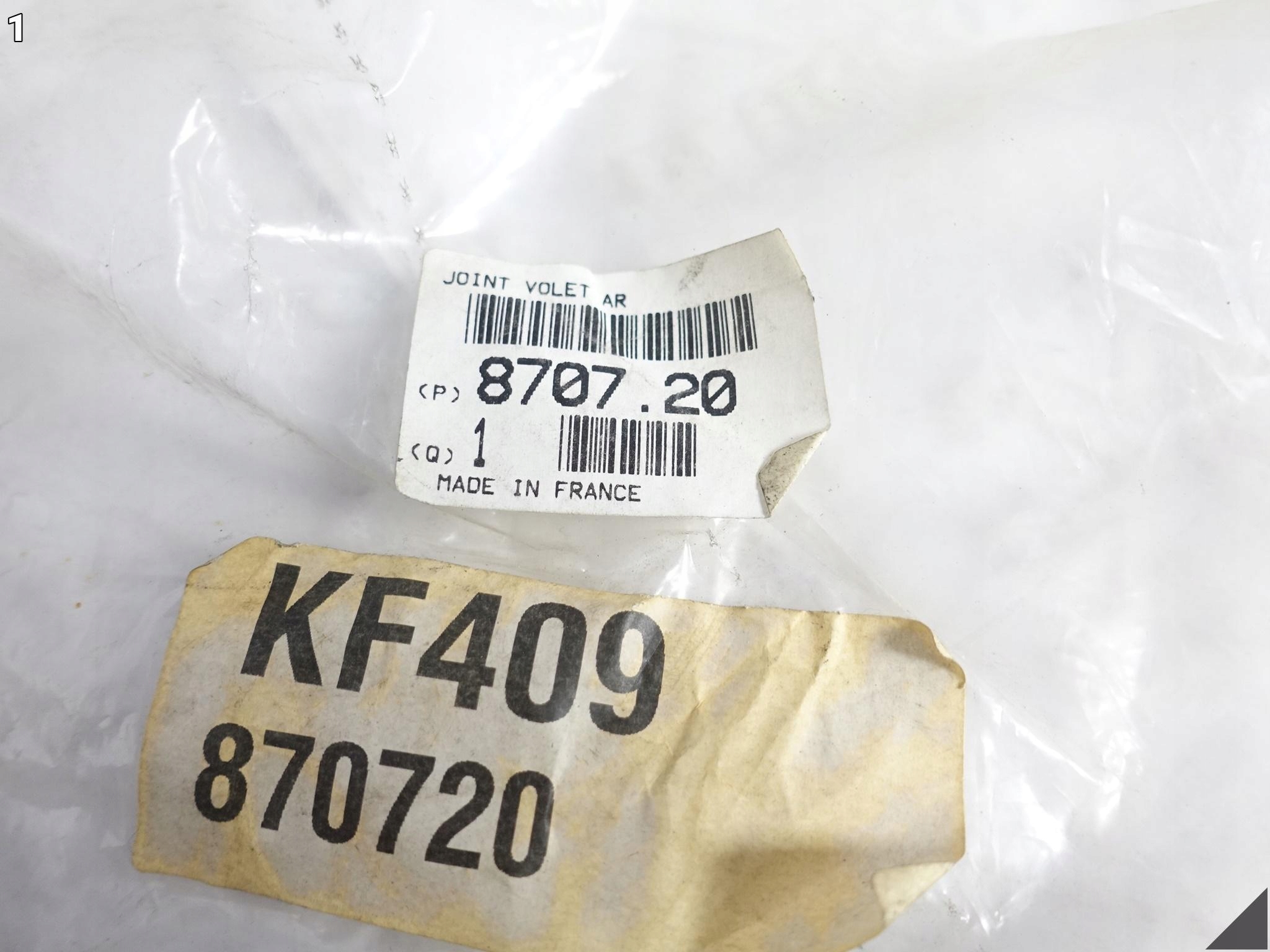 PEUGEOT 504 gasket tyres bonnet boot 8707.20