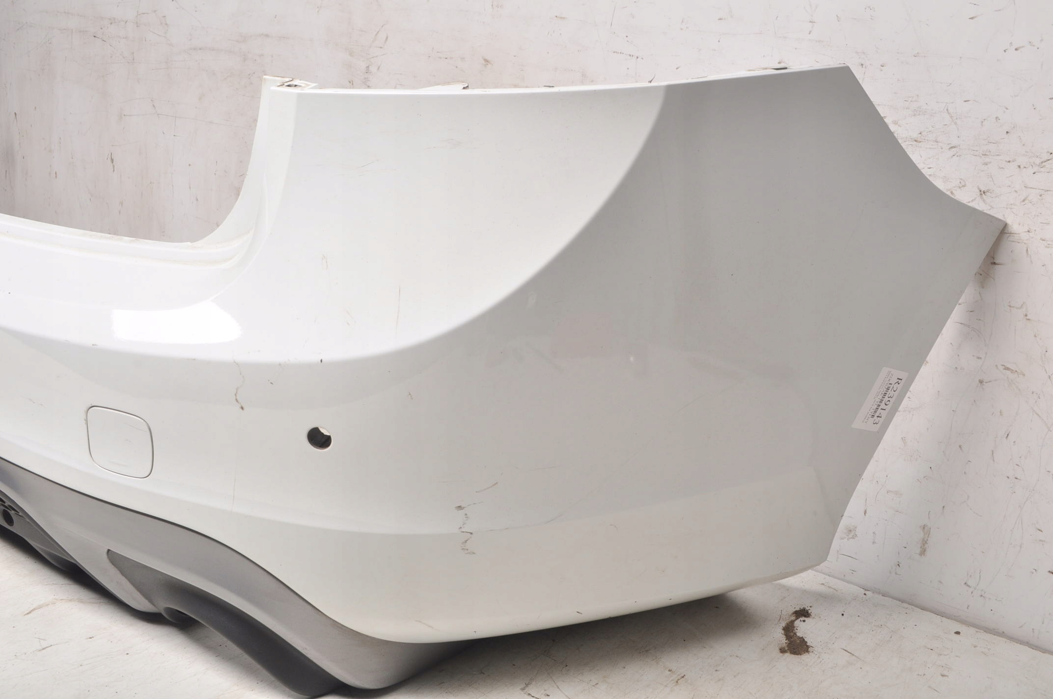 VOLVO S60 II LIFT R-DESIGN ZDERZAK TYŁ TYLNY PDC 614-46 Producent części Volvo