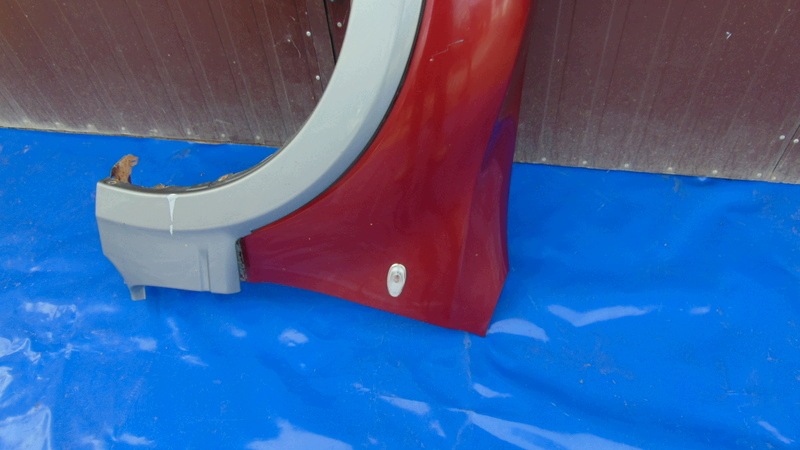 fender left front MITSUBISHI PAJERO III 3 99-06R