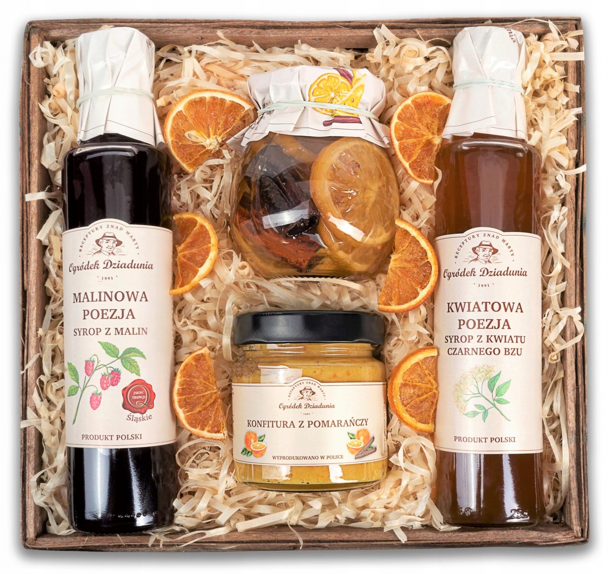 Levně Vynikající dárkový koš s přírodními zavařeniny Dárek