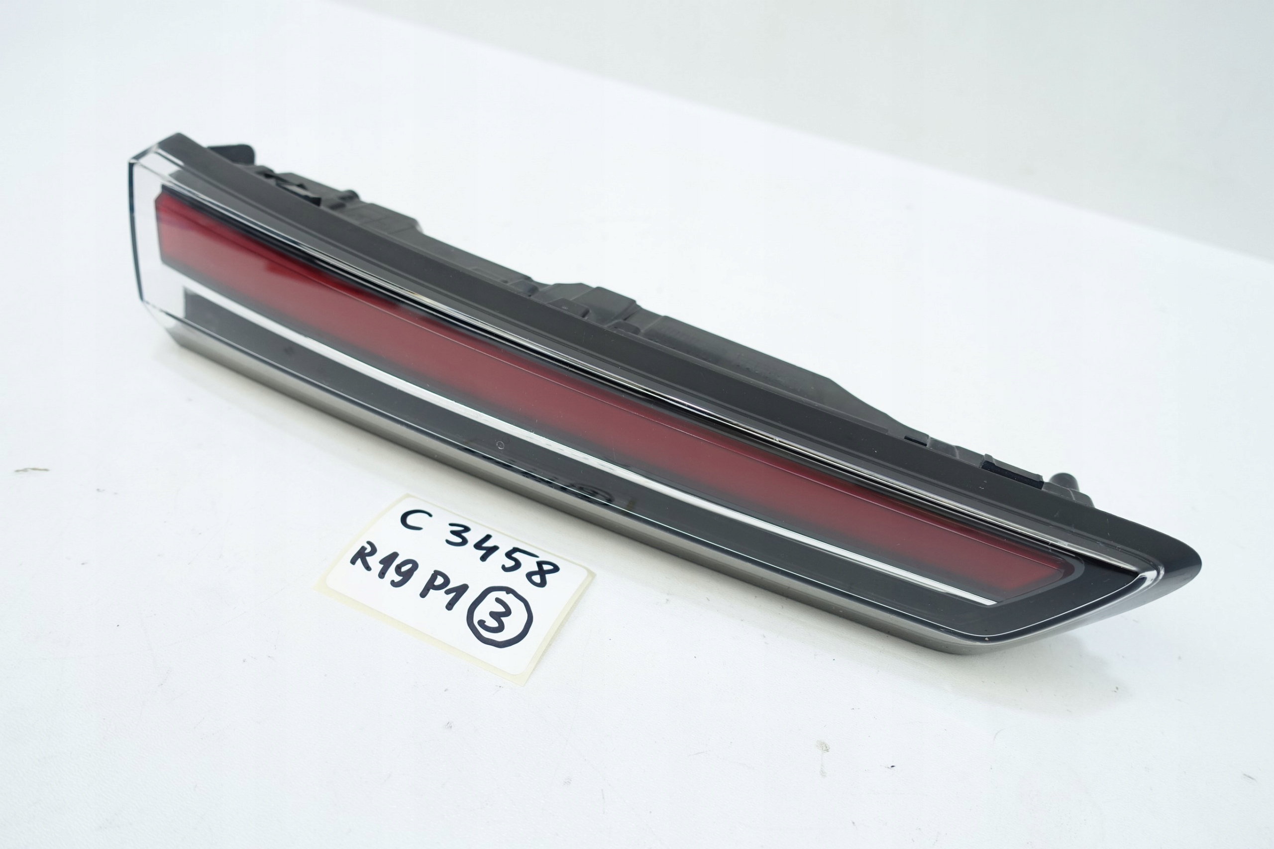 light left rear part left rear OPEL MOKKA B II 2020
