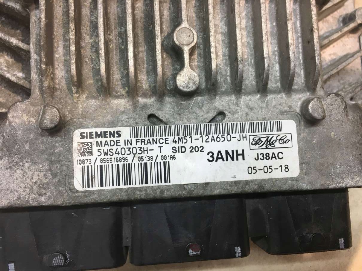 control unit of the engine FORD FOCUS C-MAX 1.8 TDCI 4M5112A650JH