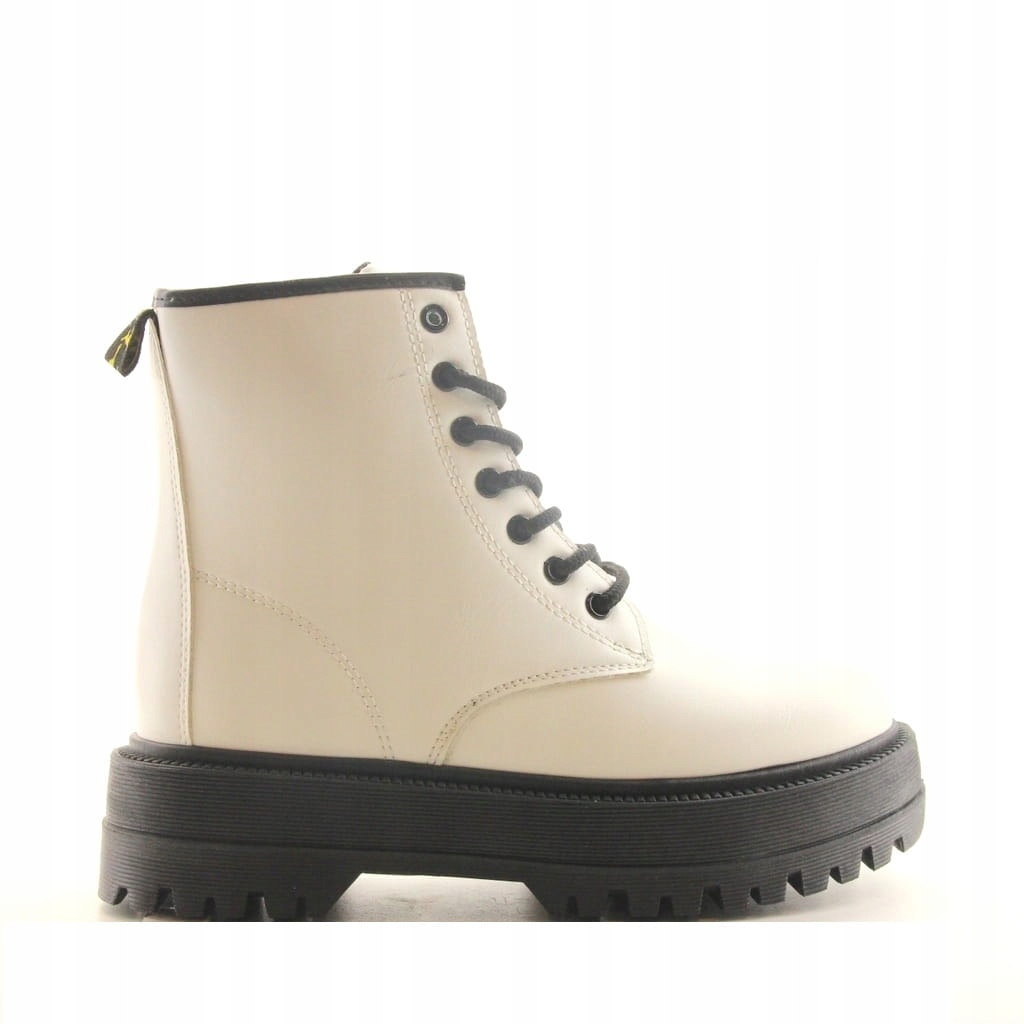 iBUTY Kanady Na Silné Podrážce News 5004 Bílé 41