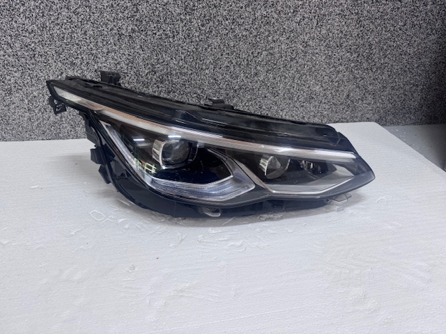 light right VW GOLF 8 VIII Full LED IQ Light