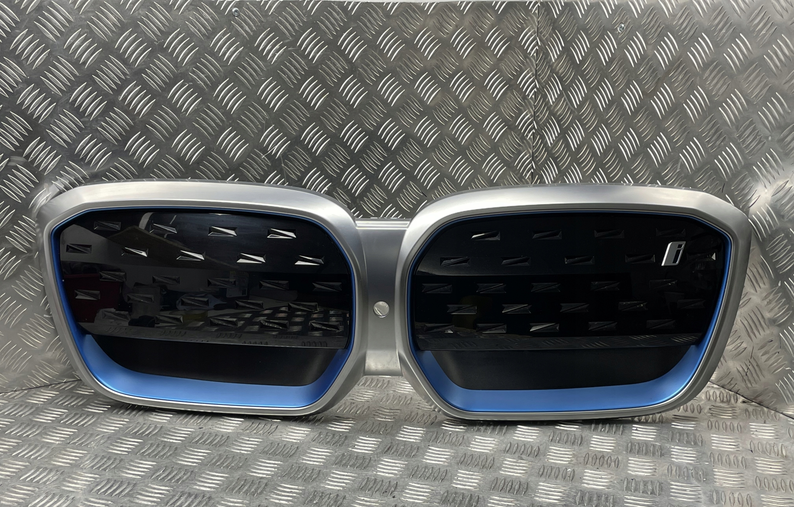 BMW iX3 G08 Kühlergrill FRONTGRILL Kühlergitter 5A34E64 - Thumbnail 1