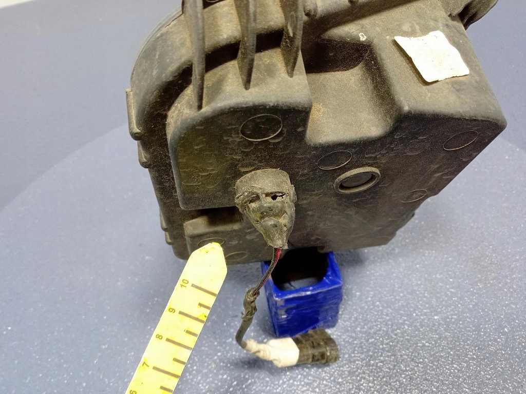 kia SORENTO II РЕСТАЙЛИНГ галоген левая перед передний