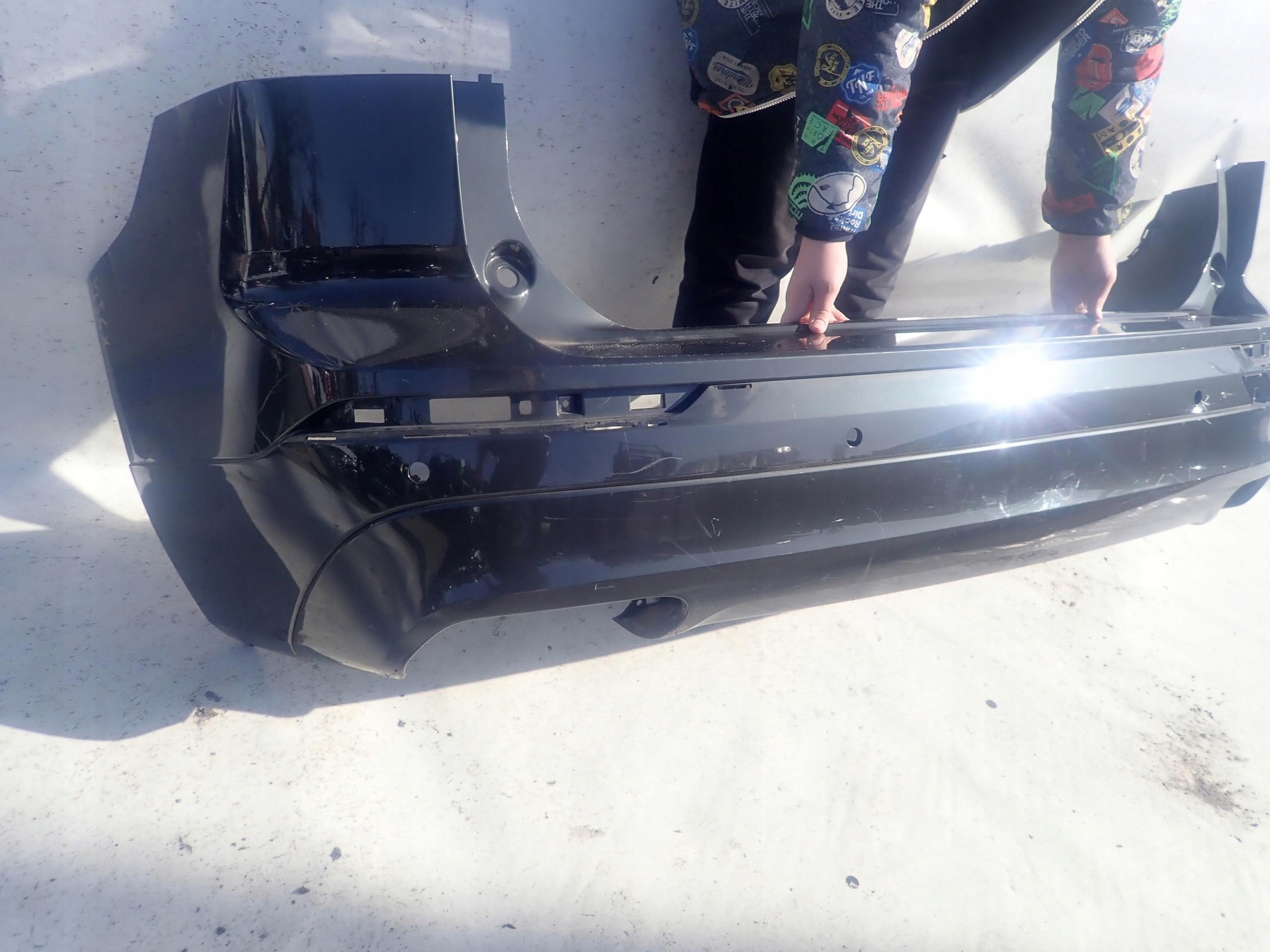 VOLVO XC60 II 2 17-> lökhárító far hátsó HAK PDC