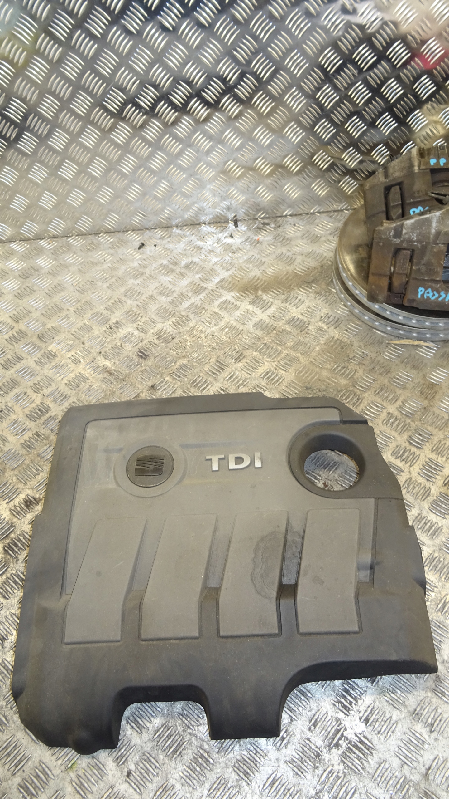 motor cover Seat Altea 03L103925AR
