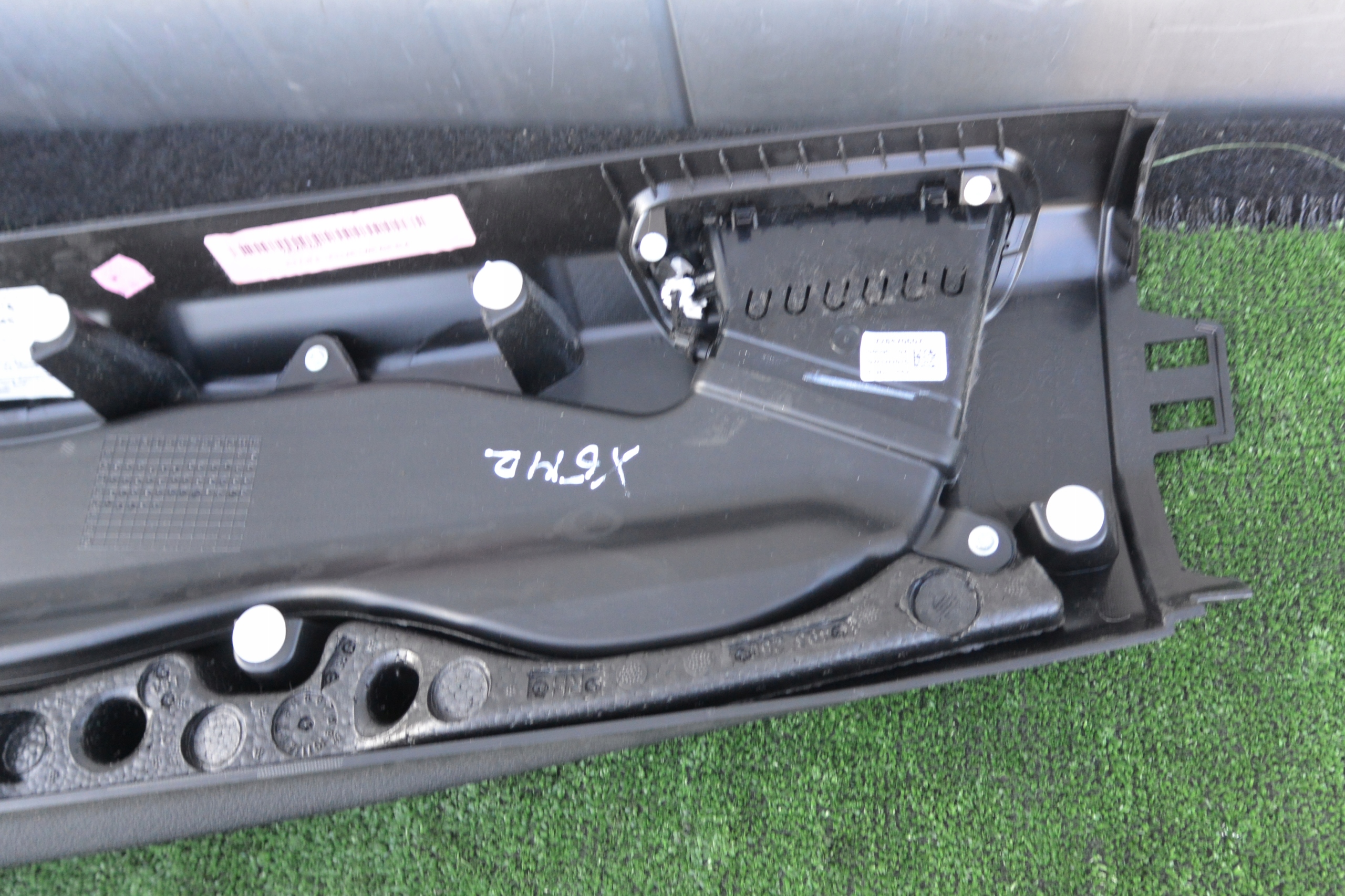 cover SLUPKA lower right left grid BMW X5 F15