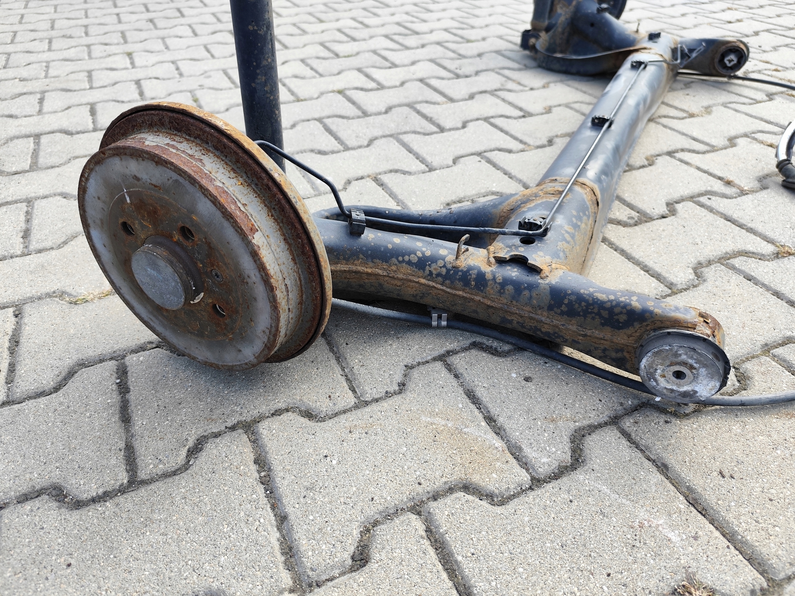 SKODA CITIGO BELKA ZAWIESZENIA TYŁ Typ samochodu Samochody osobowe