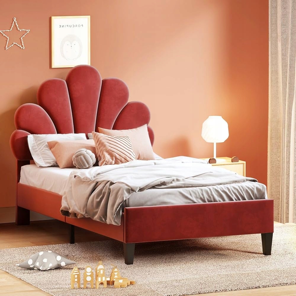 Samostatná postel dřevěná Čalouněná postel Muszla 90x200 malinová Cute