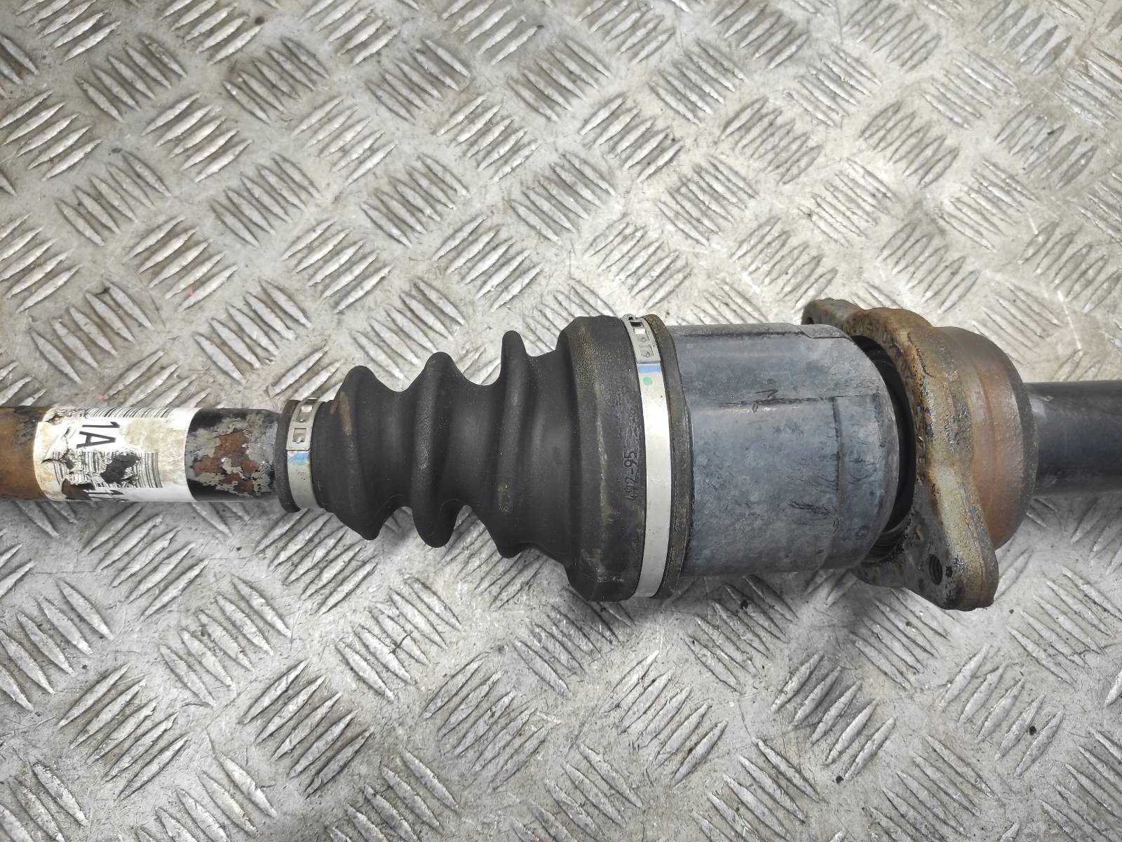 semi-axis right front TOYOTA VERSO and LIFT