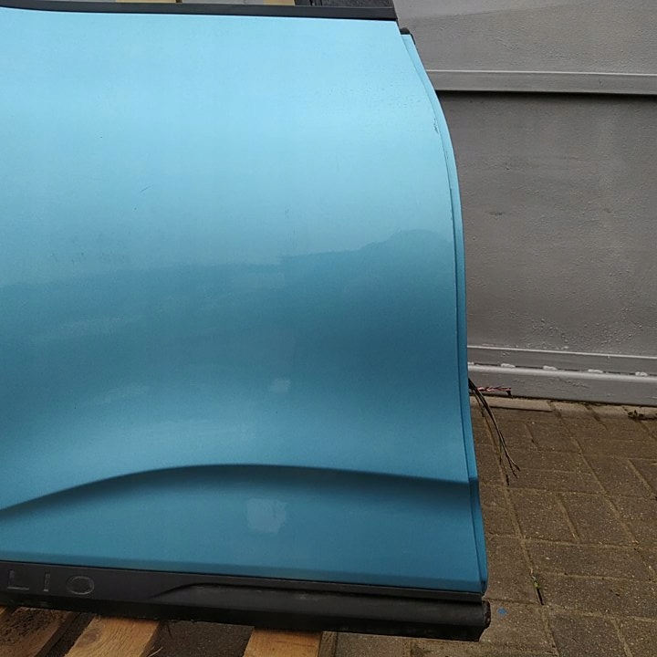 DRZWI PRAWY TYŁ TYLNE RENAULT CLIO V 5 Producent części Renault OE