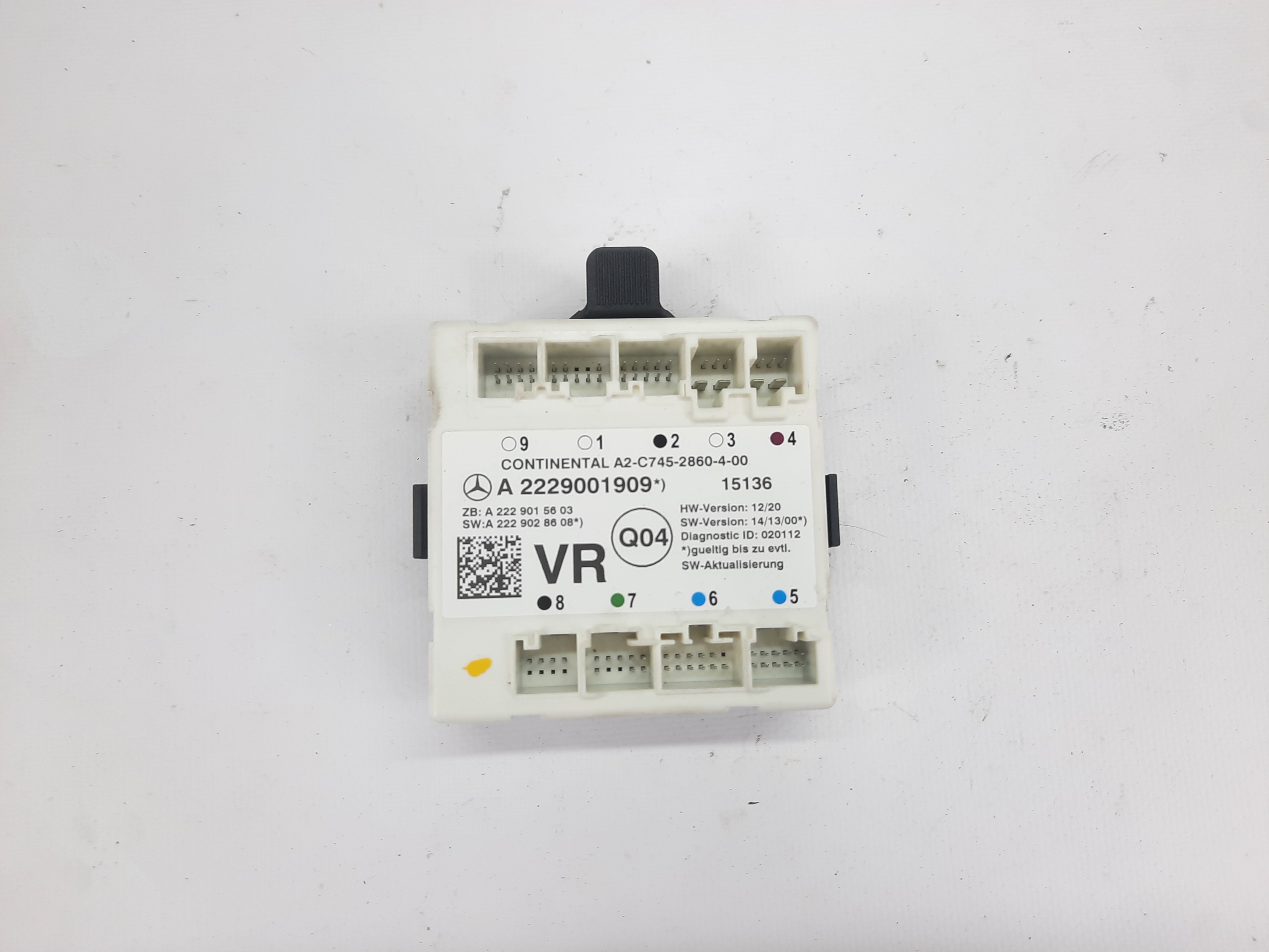 A2229001909 - MERCEDES W205 W222 модуль двери левый передний