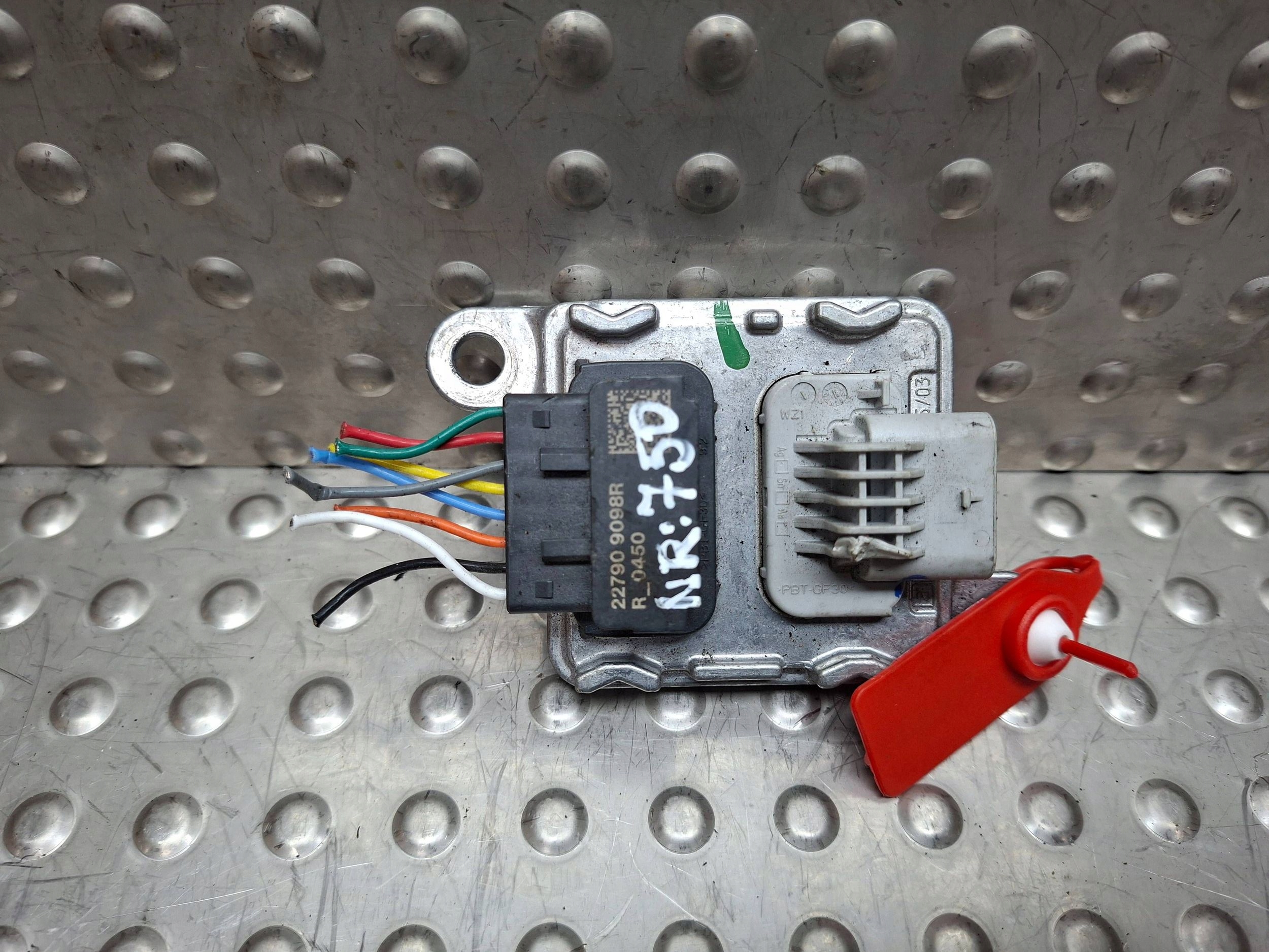 Sensor INOX 227909098R RENAULT TRAFIC III 2.0 DCI 2014