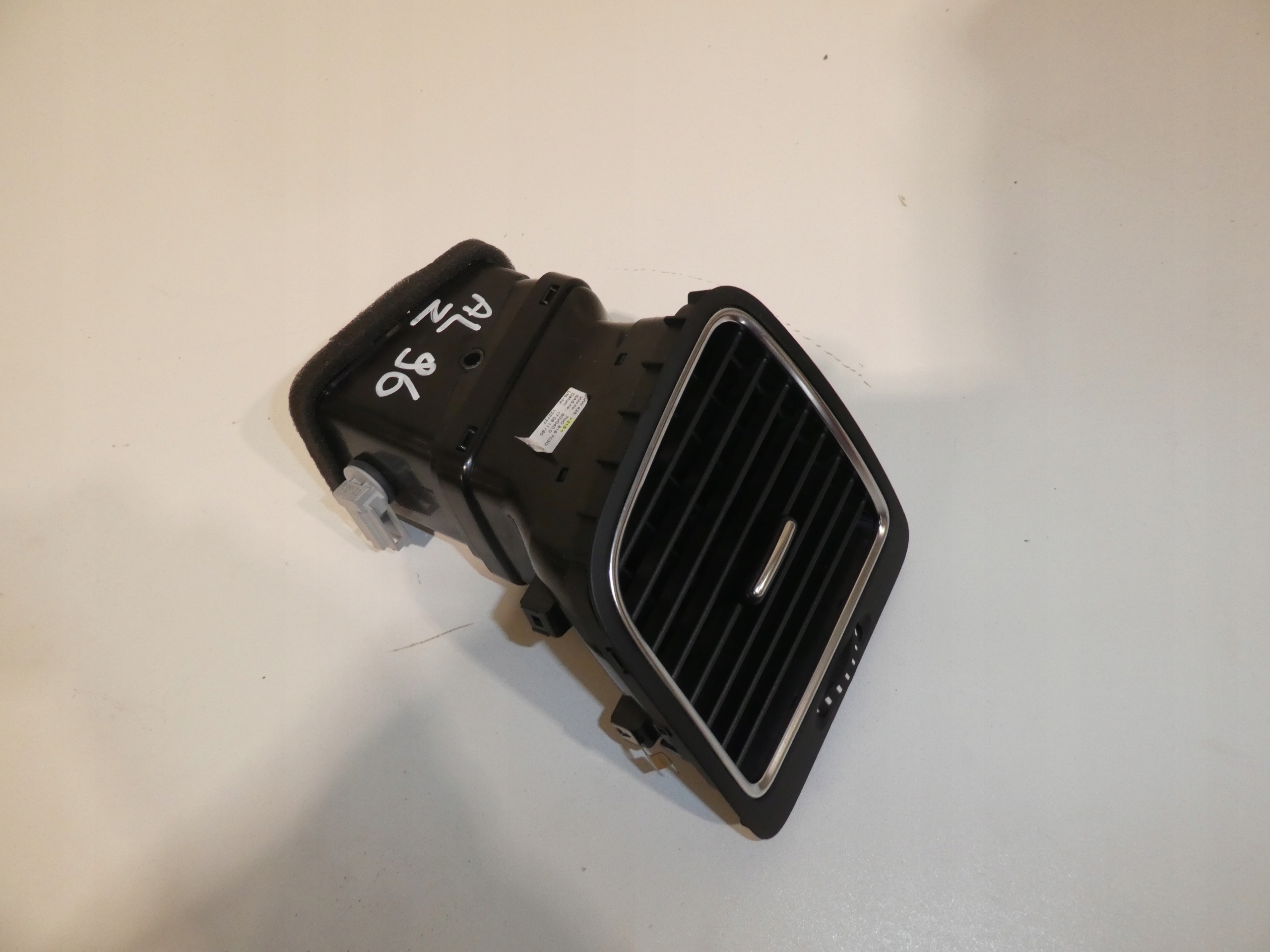 grid air conditioning devices left VW SHARAN 7N0819703