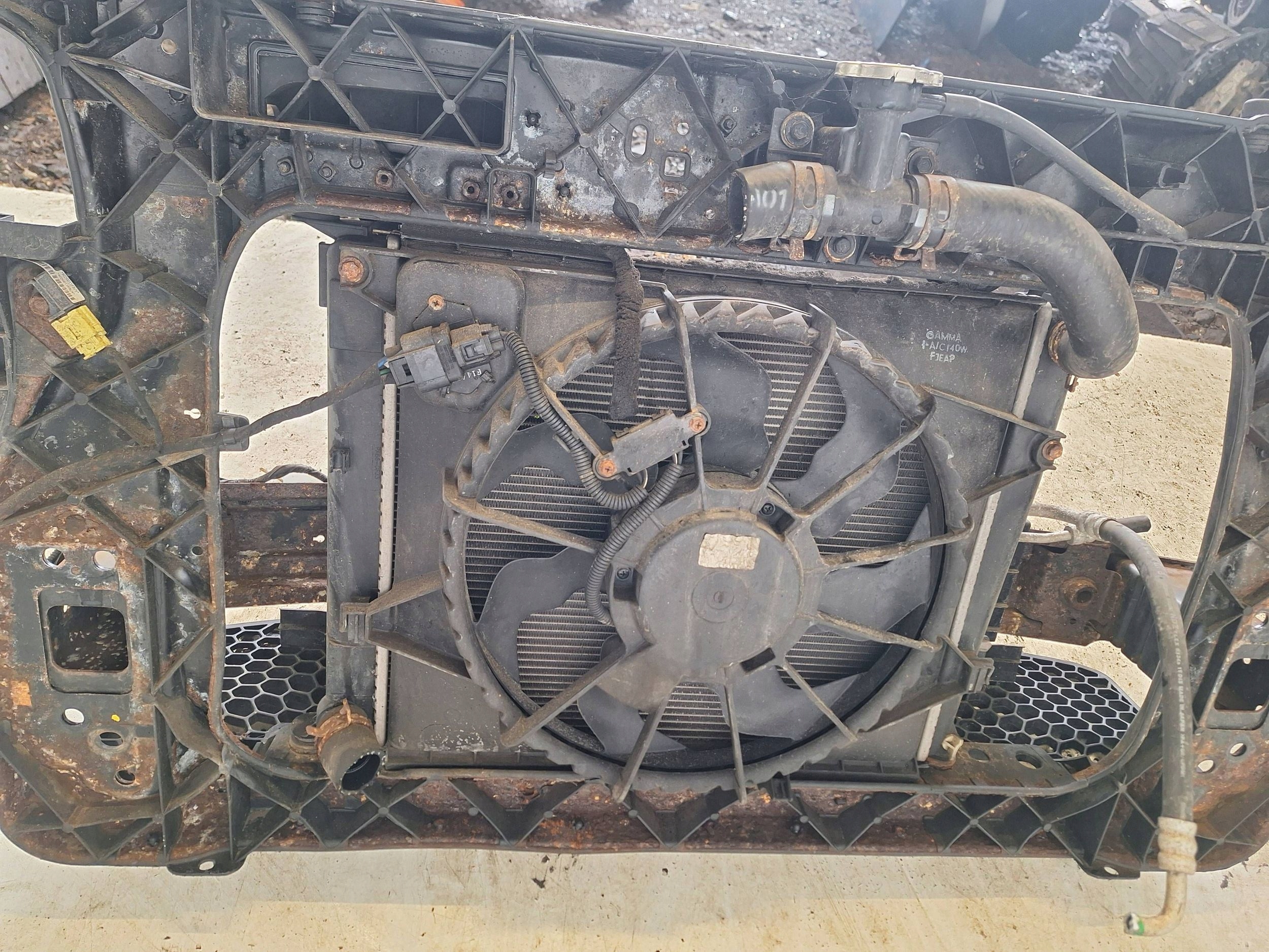 KIA SOUL and 08-11 support panel for radiators petrol