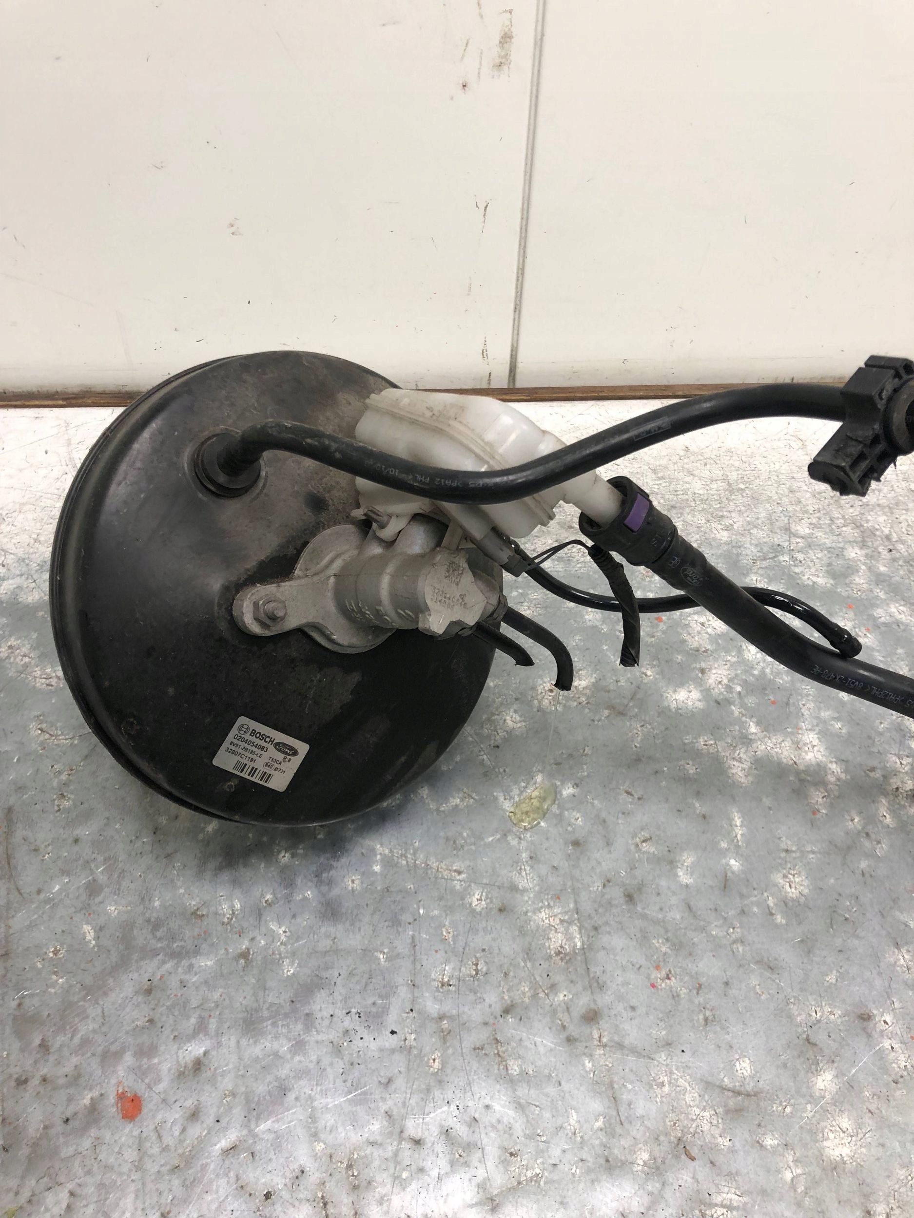 Servo Bremse FORD FIESTA MK7 8V51-2B195-LE