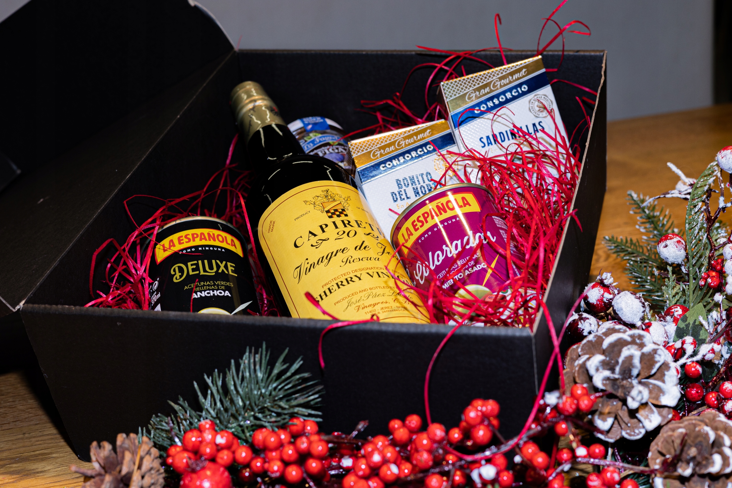 Zestaw prezentowy, Kosz Podarunkowy, Produkty Hiszpańskie, Hiszpania