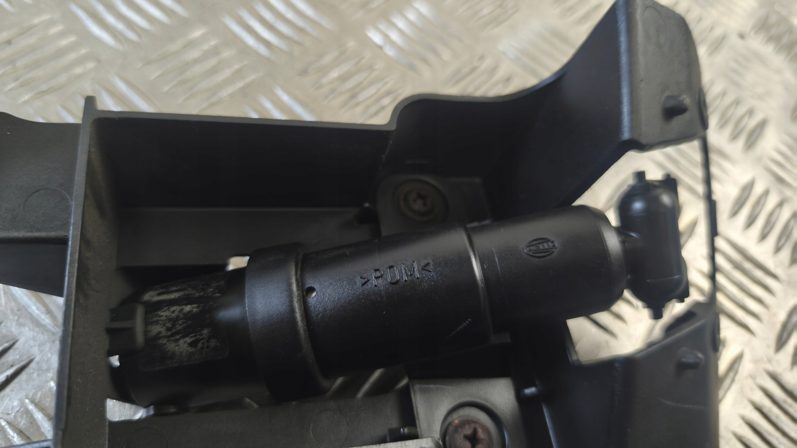 washer of lights left front MAZDA 5 2006r CC2951077