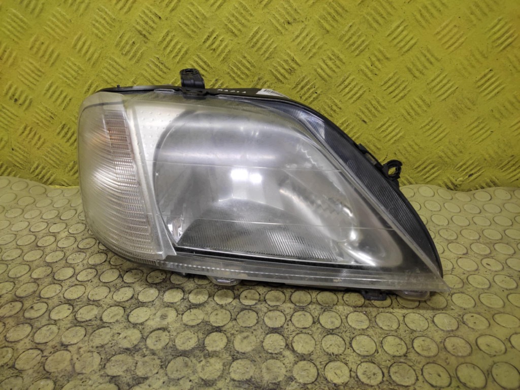 DACIA LOGAN REFLEKTOR light right front 8200211006
