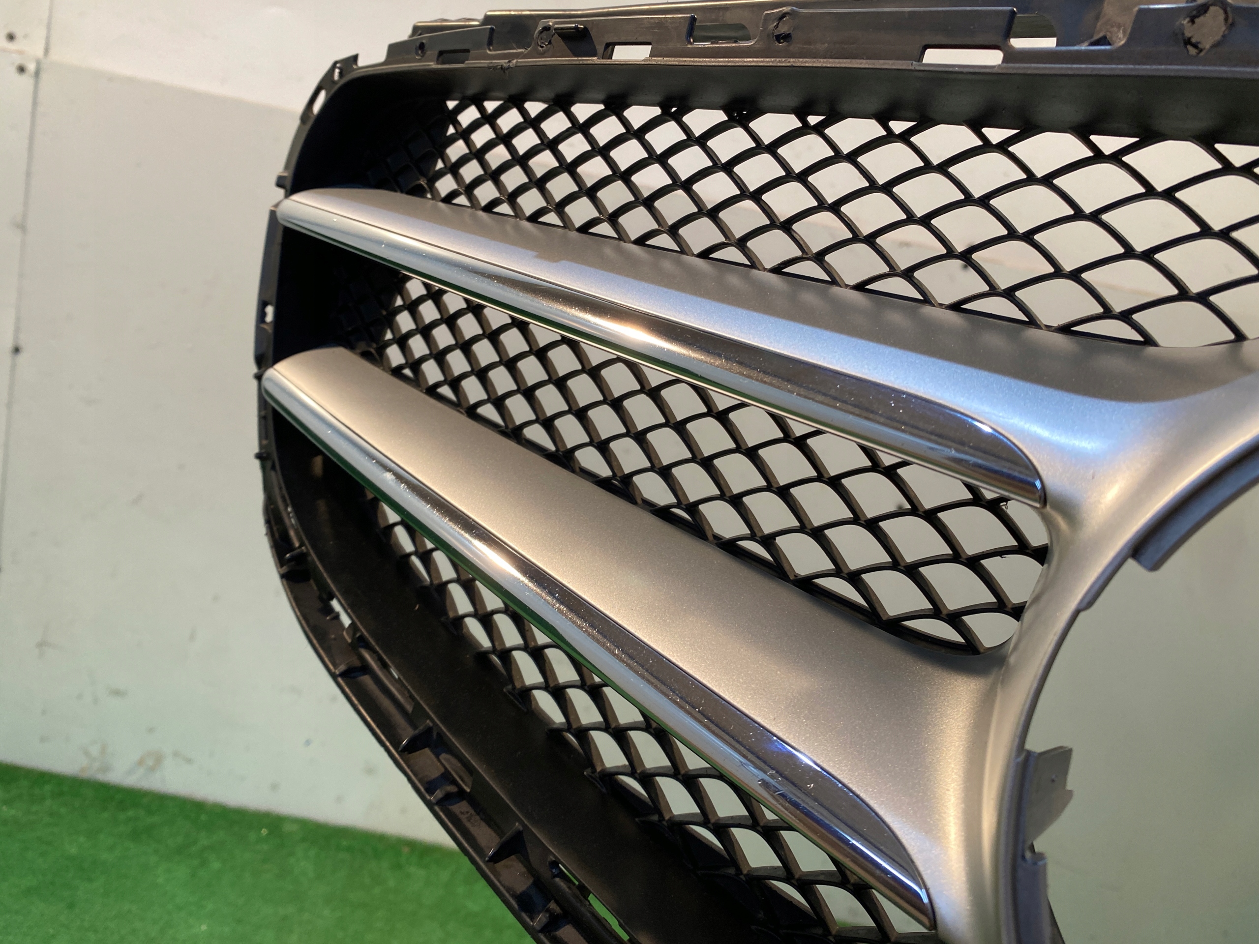 Mercedes-Benz E-Klasse W212 Kühlergrill FRONTGRILL Kühlergitter - Thumbnail 8