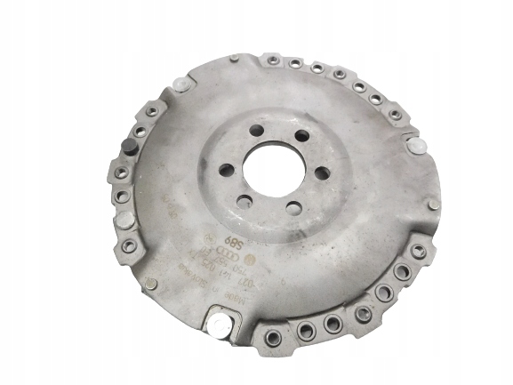 ДИСК СЦЕПЛЕНИЯ VW GOLF III 027141025TX