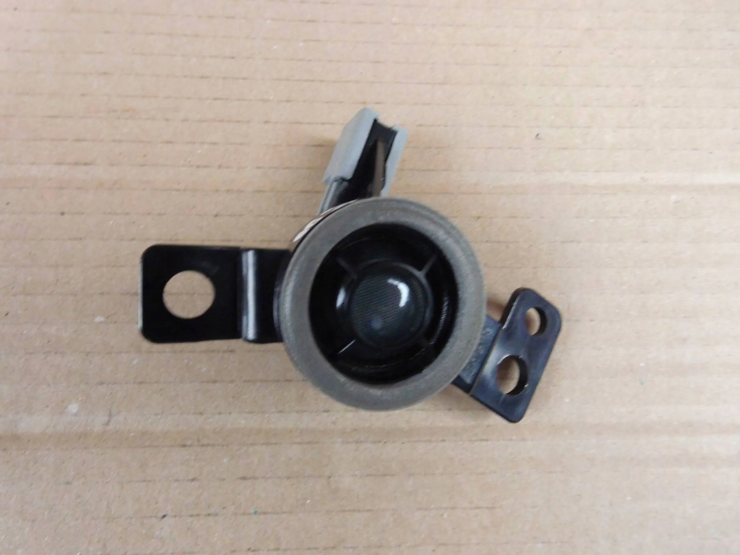 Hyundai Kona speaker door right 96311J9100