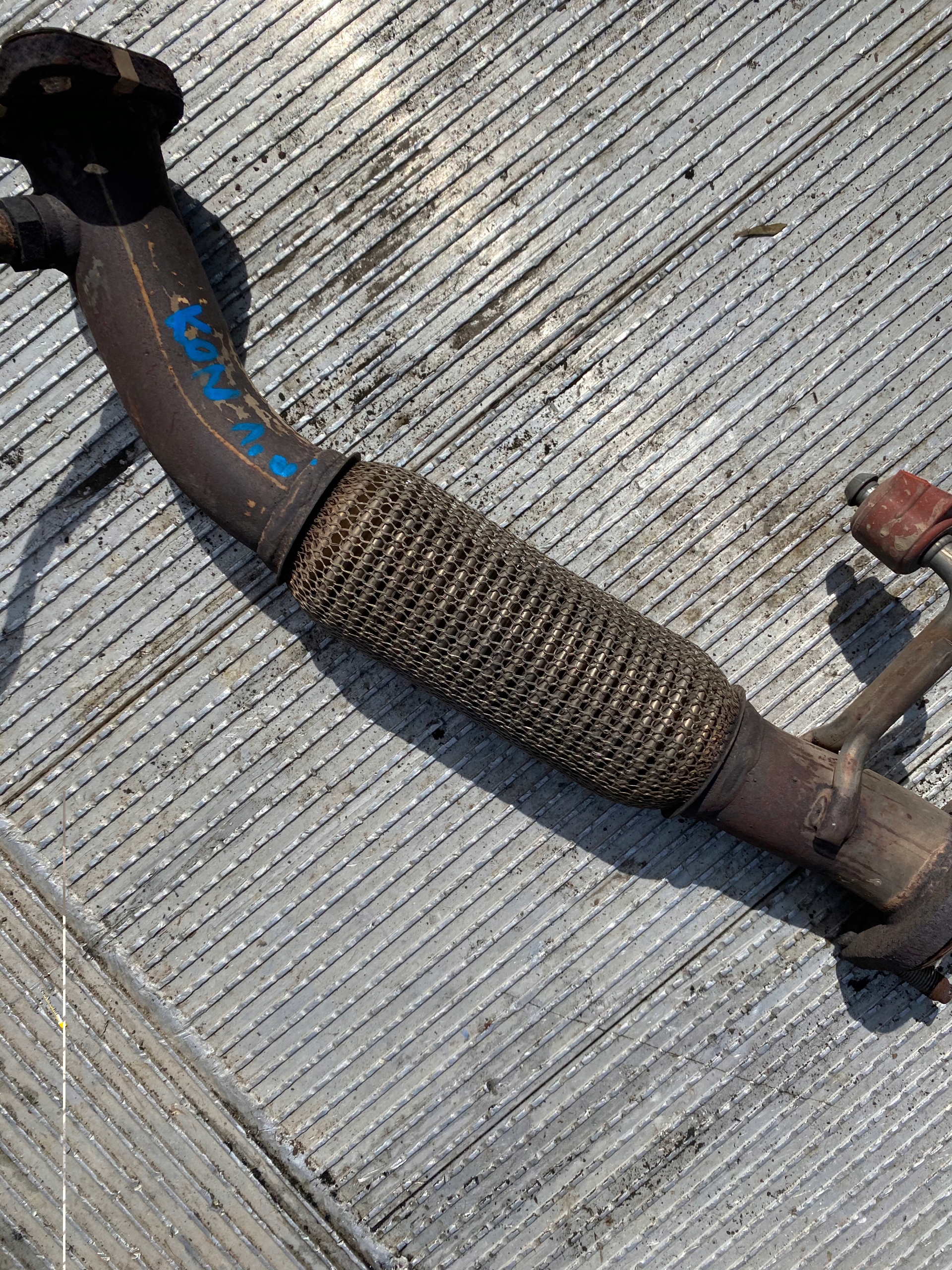 HYUNDAI KONA 1.0 GDI RURA WYDECHOWA SIATKA DRGAŃ