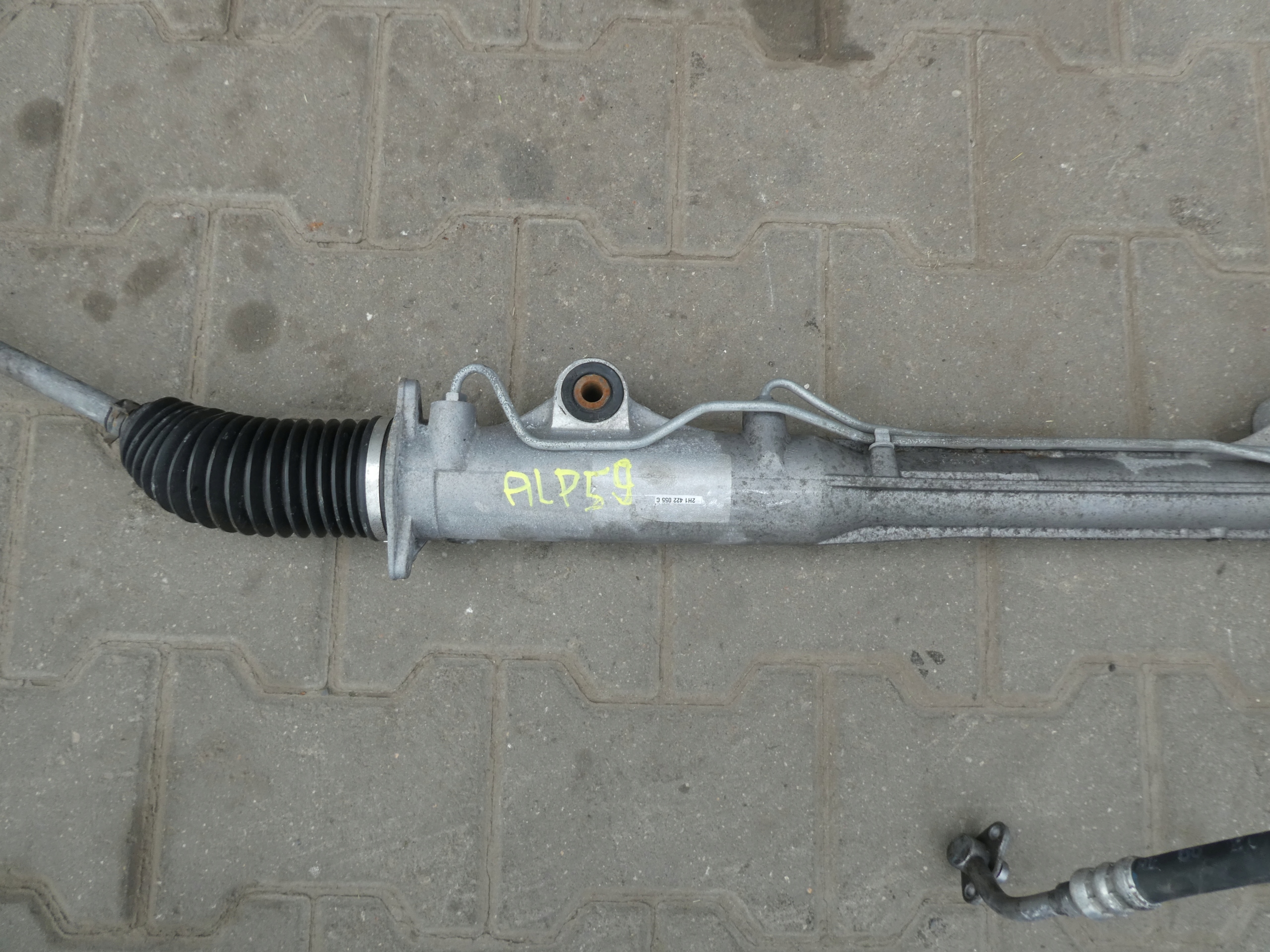 VW AMAROK 2H1422055C BOÎTER DIRECTION
