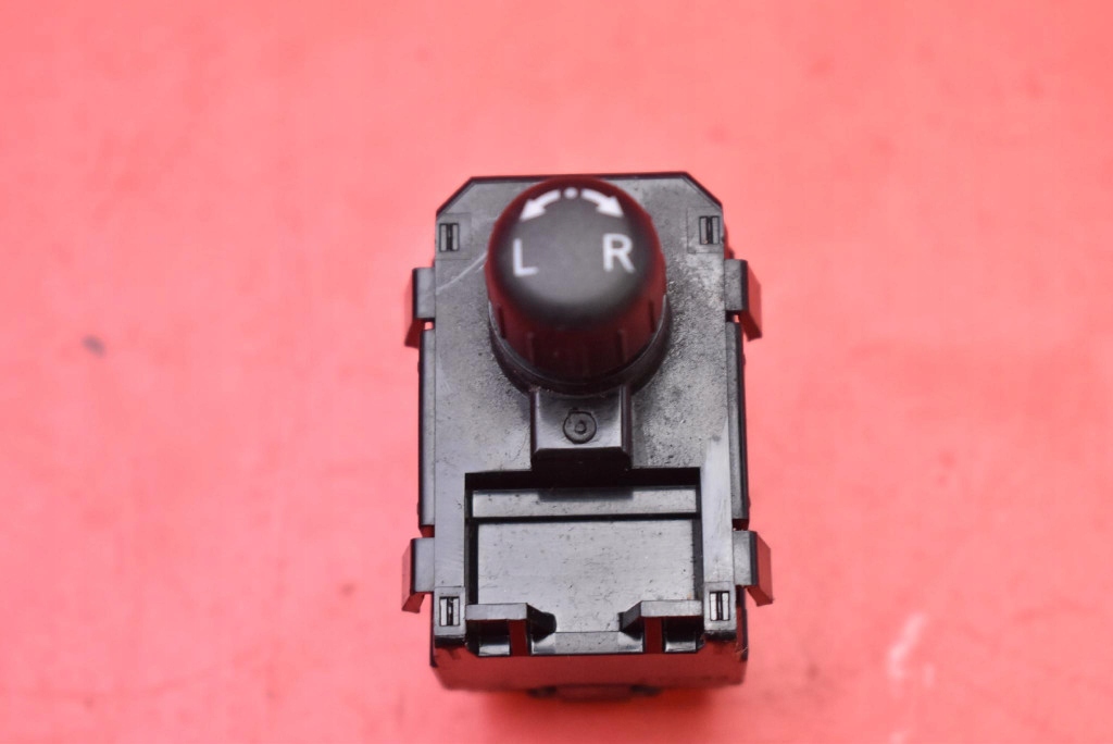 PANEL Regulations- der Spiegel NISSAN LEAF 1 und ZA0 LIFT 10-17