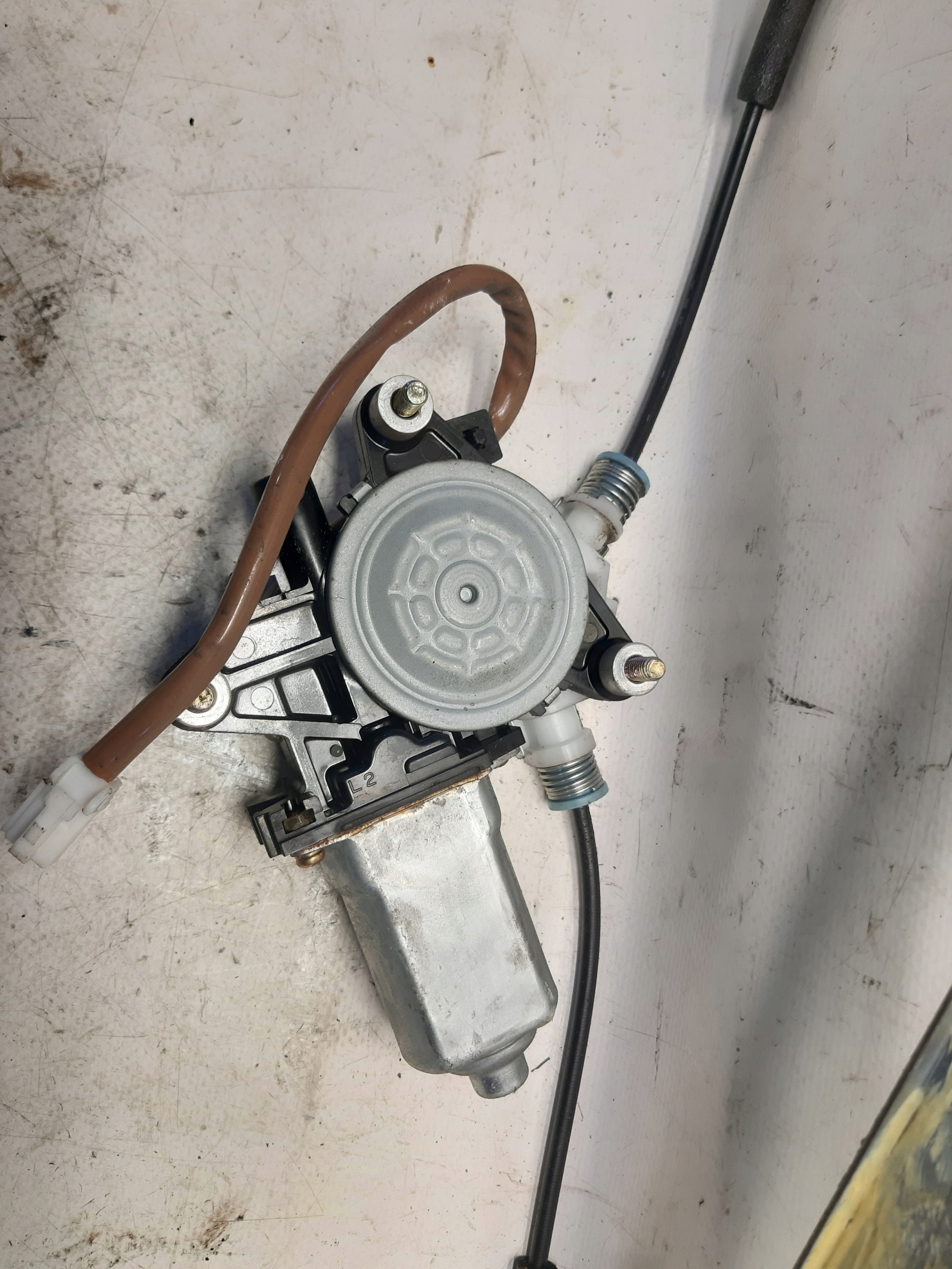 window regulator right front elek. Mazda Premacy and