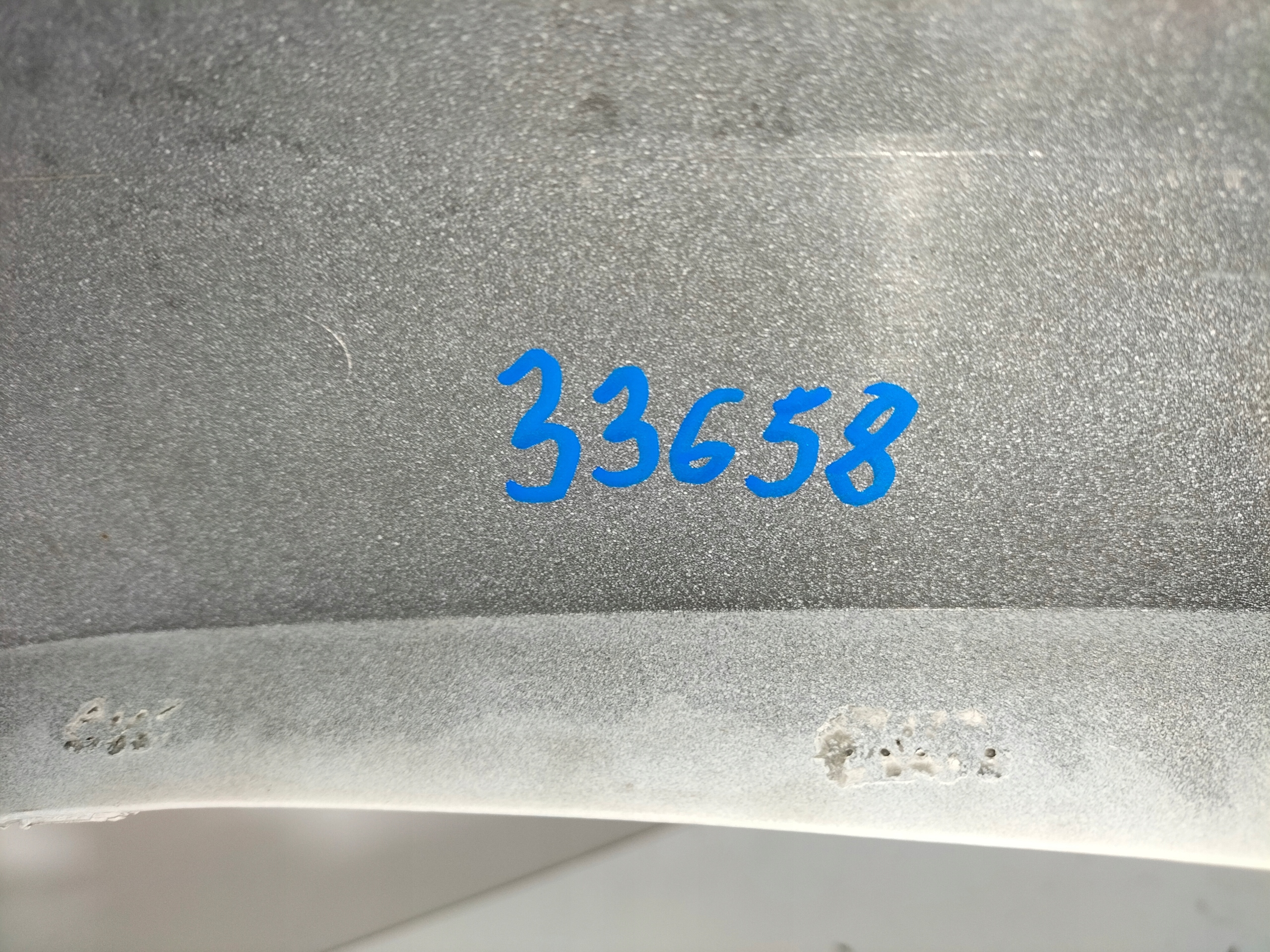 FRONTSTOSSSTANGE VORNE SKODA SCALA 19