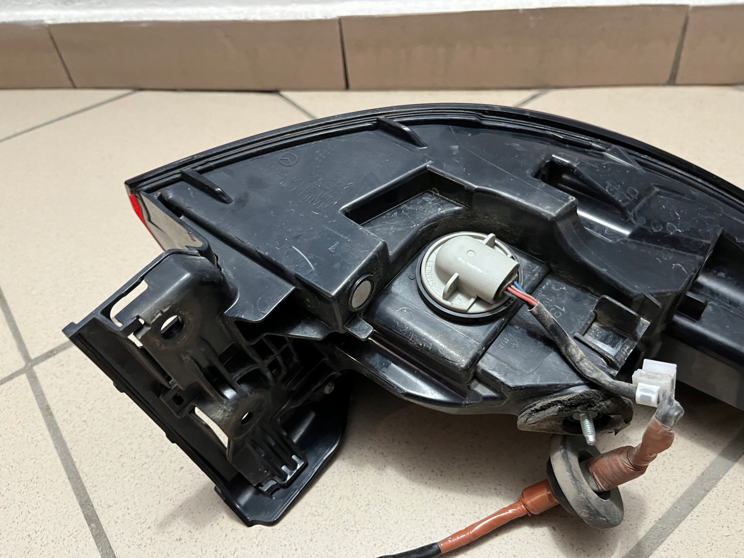 задняя задний правый mazda CX60 CX-60 22- KBB4-51150
