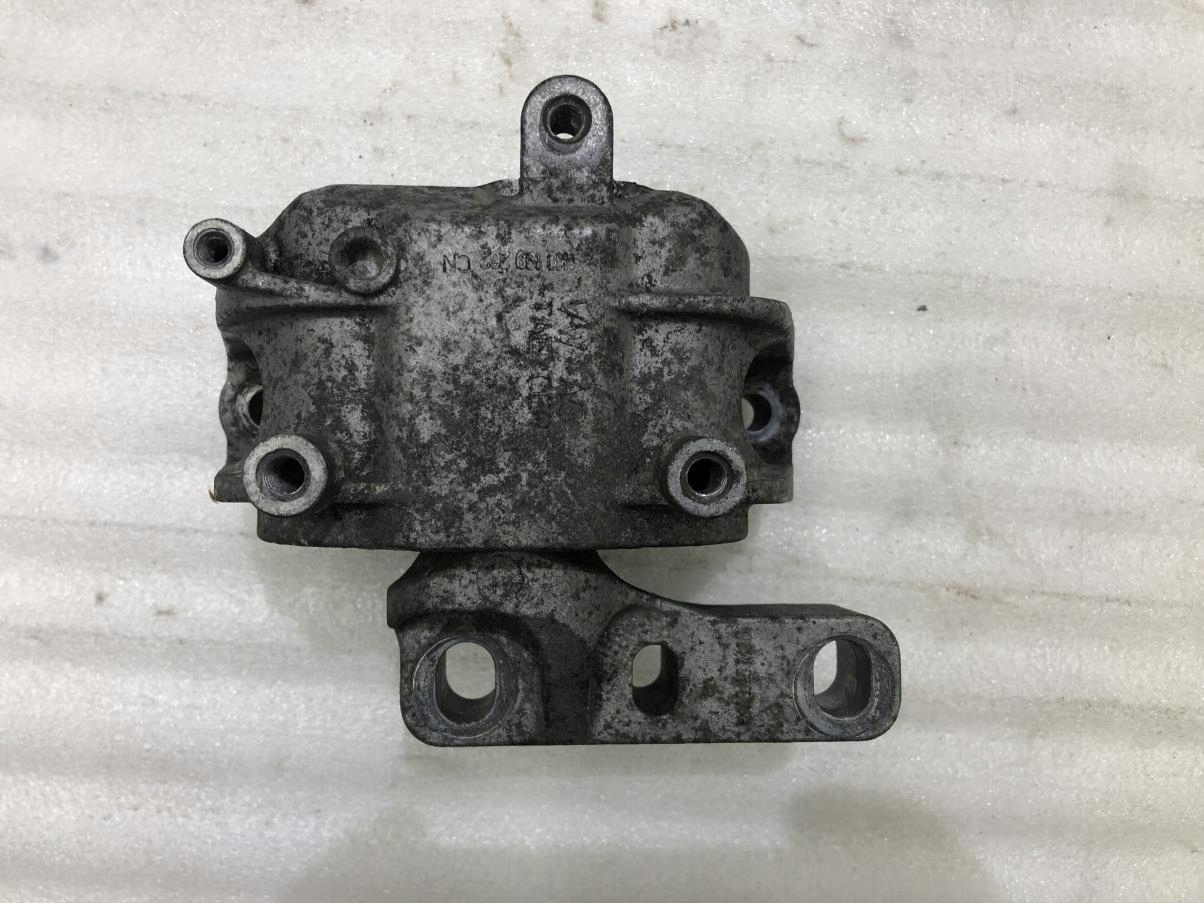 ЛАПА ПОДУШКА SILNIKAk0199262cn VW GOLF VI