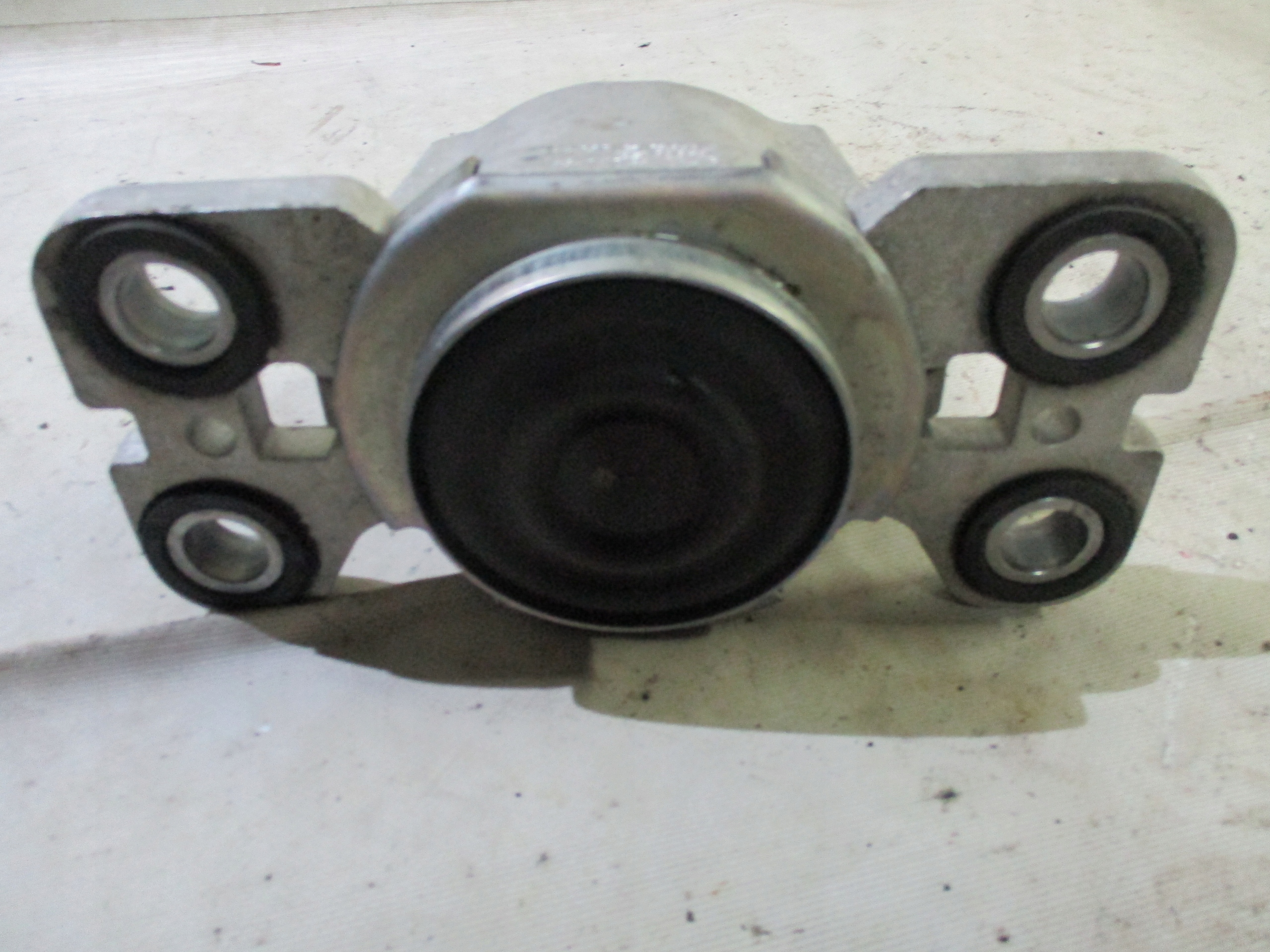 engine mount Land Rover EVOQUE 2,0 EJ32-7M121AD