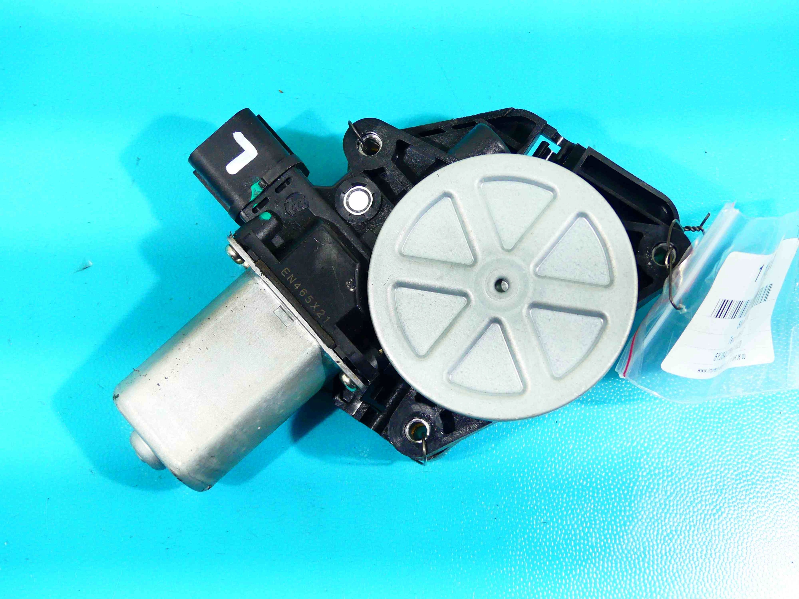 1003242-00 - ЛЮК ЛЕВЫЙ TESLA MODEL S 12-16