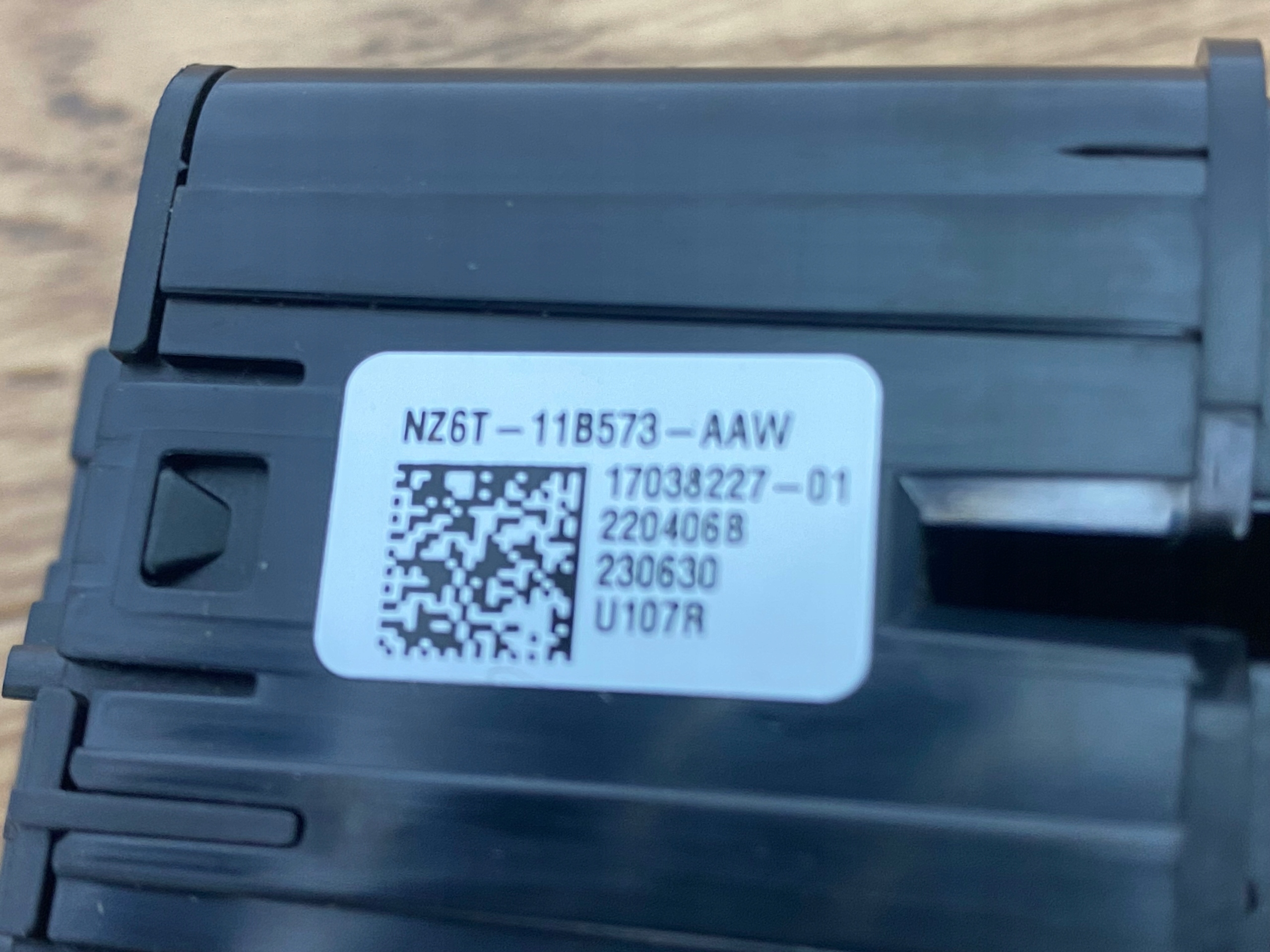 Panel switch trybu running Ford Maverick 2022+ Kuga Escape USA