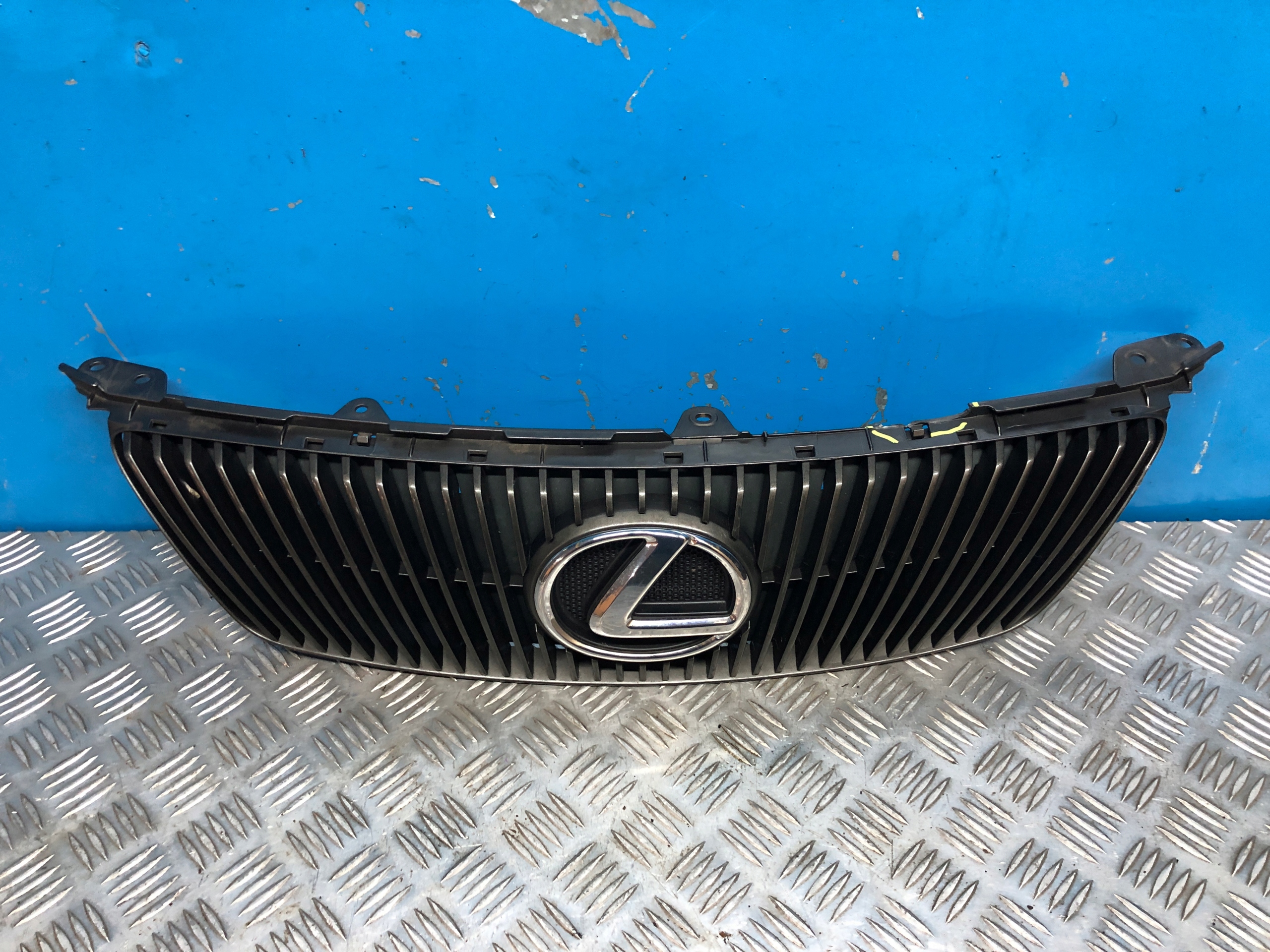 lexus oe 53155-53070 решетка радиатора