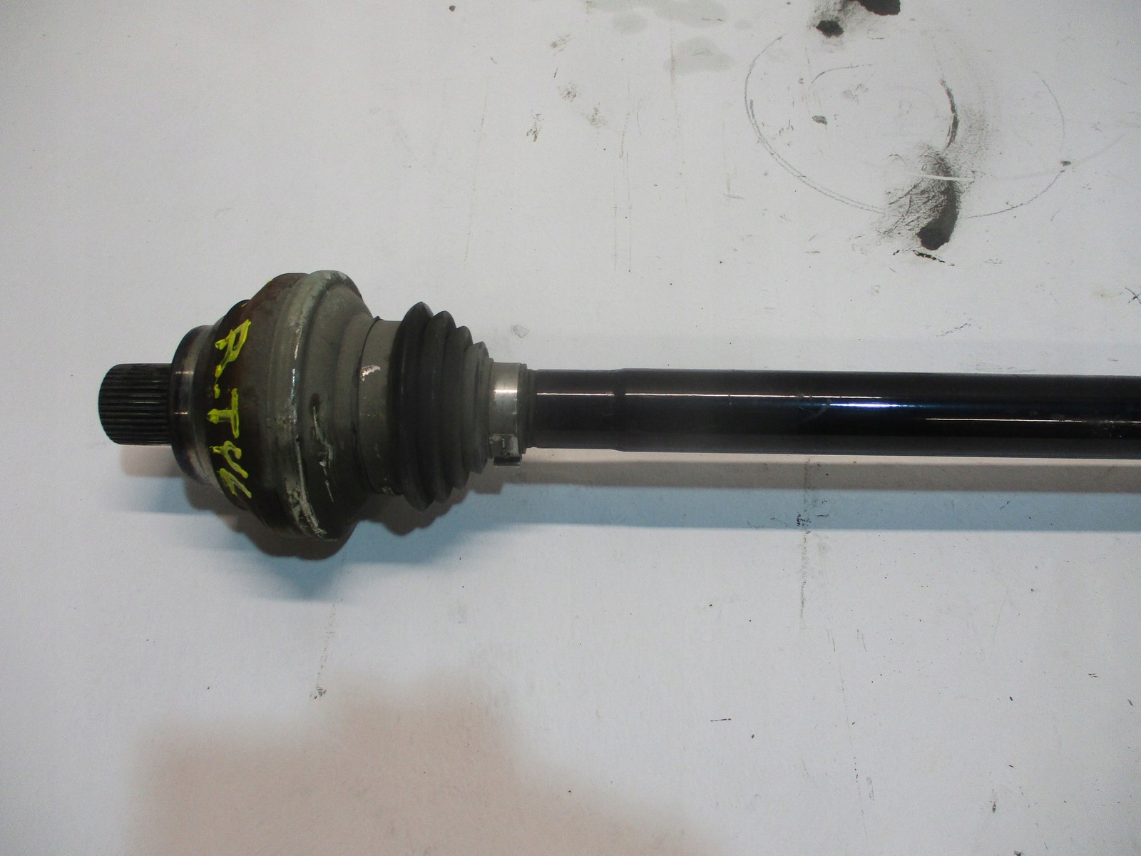 semi-axis rear right AUDI Q4 ETRON 1EA501204J