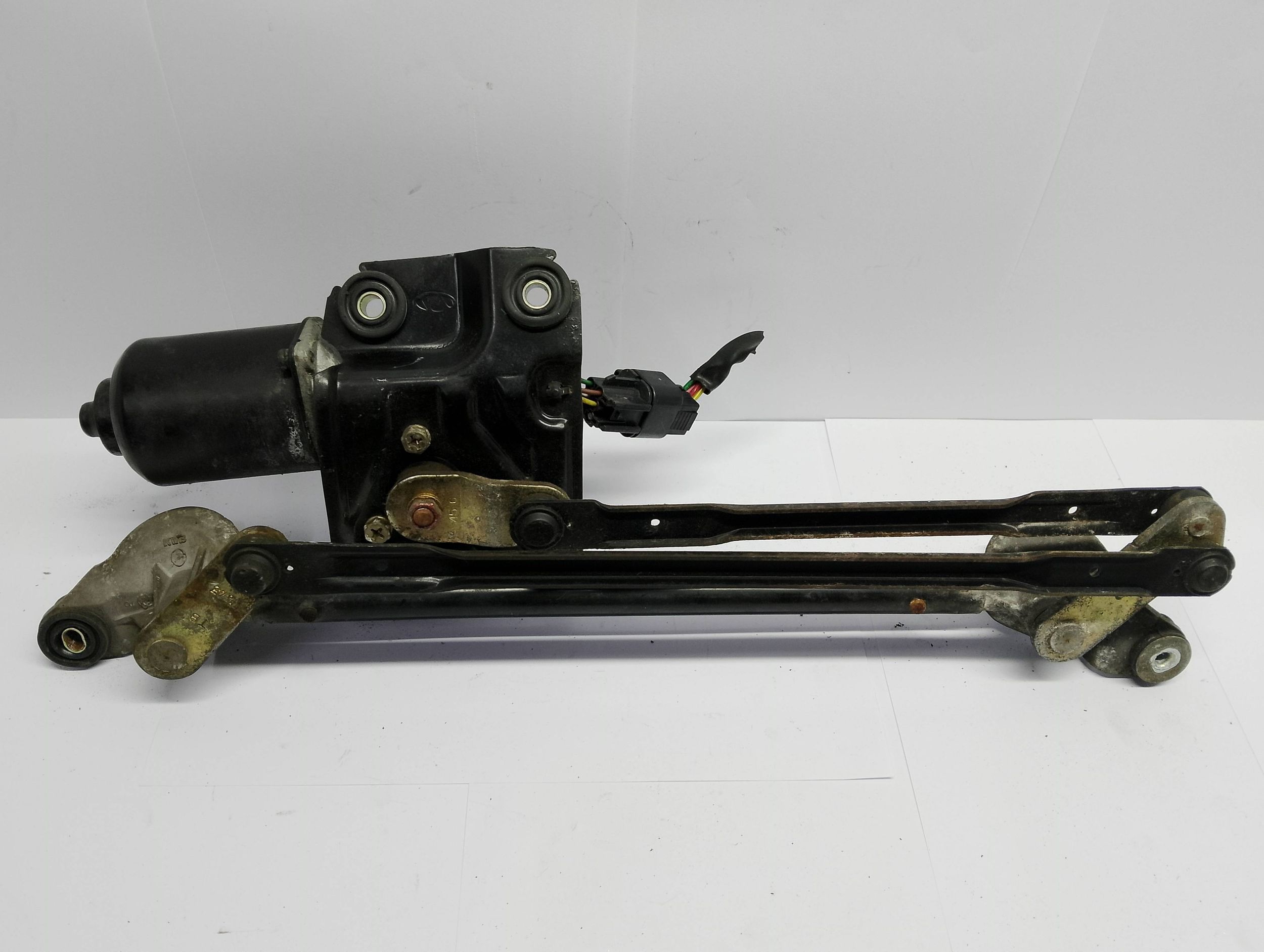 wiper mechanism front Hyundai Getz 981001C100