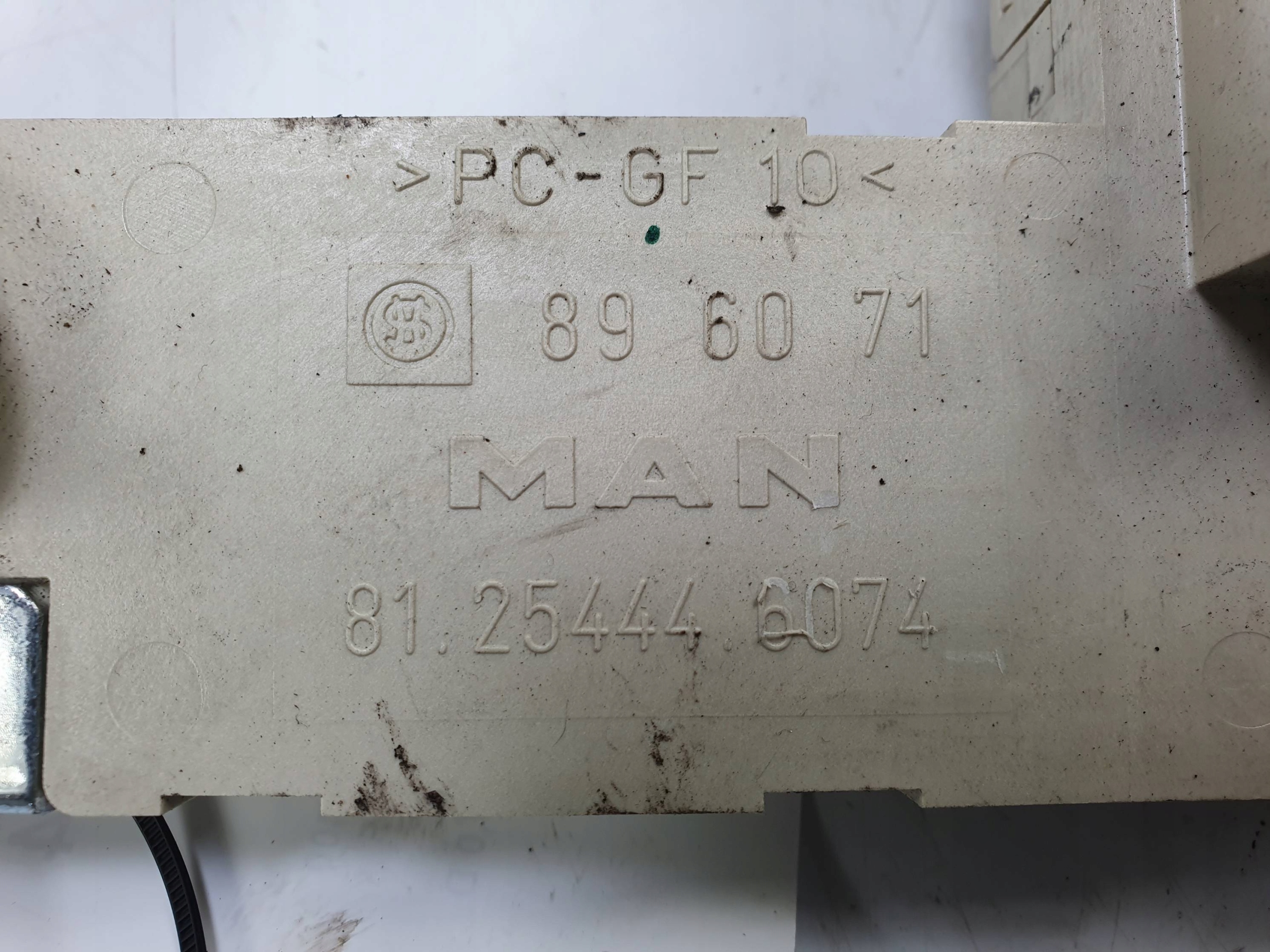 module 81254446074 MAN TGX 18.400