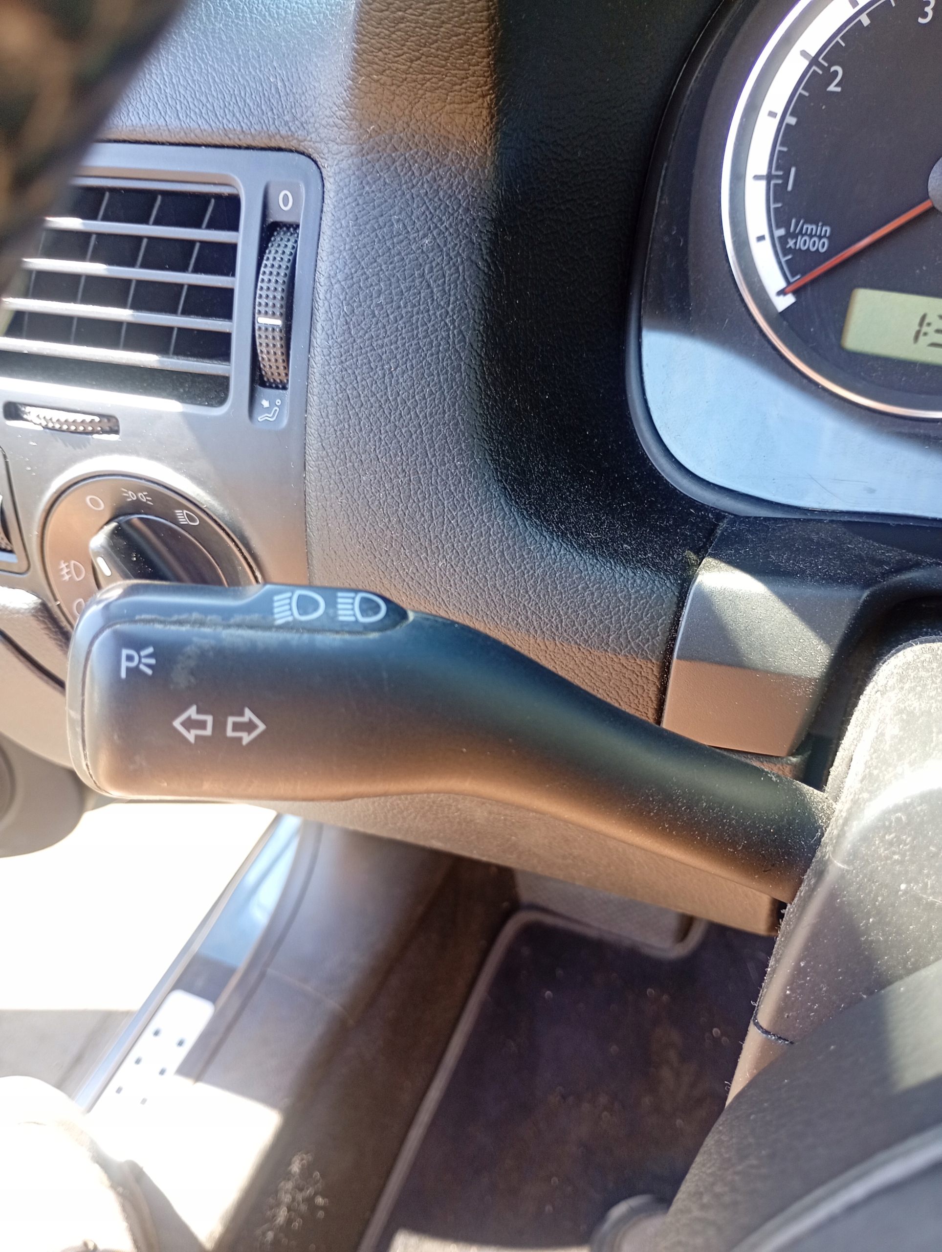 Interrupteur commande phares feux ZESPOLONY Volant VW Bora 98-05 1.6 FSI