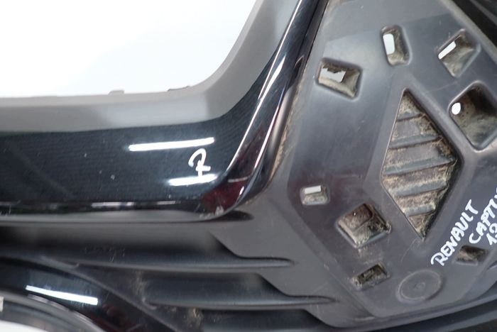 RENAULT CAPTUR 13-17 Grille 623102335R
