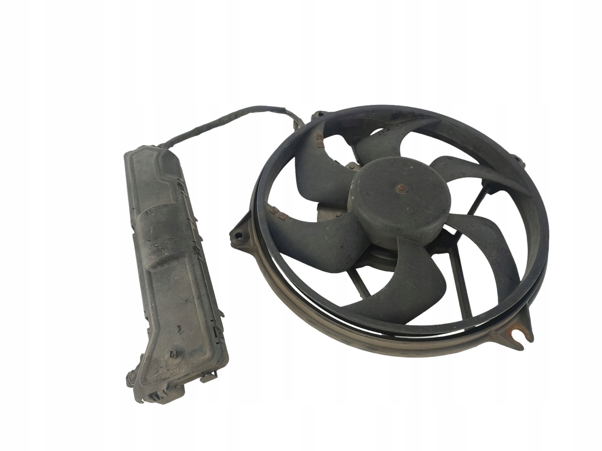 WENTYLATOR MODUŁ CHŁODNICY PEUGEOT 407 1.6 HDI Producent części Inny