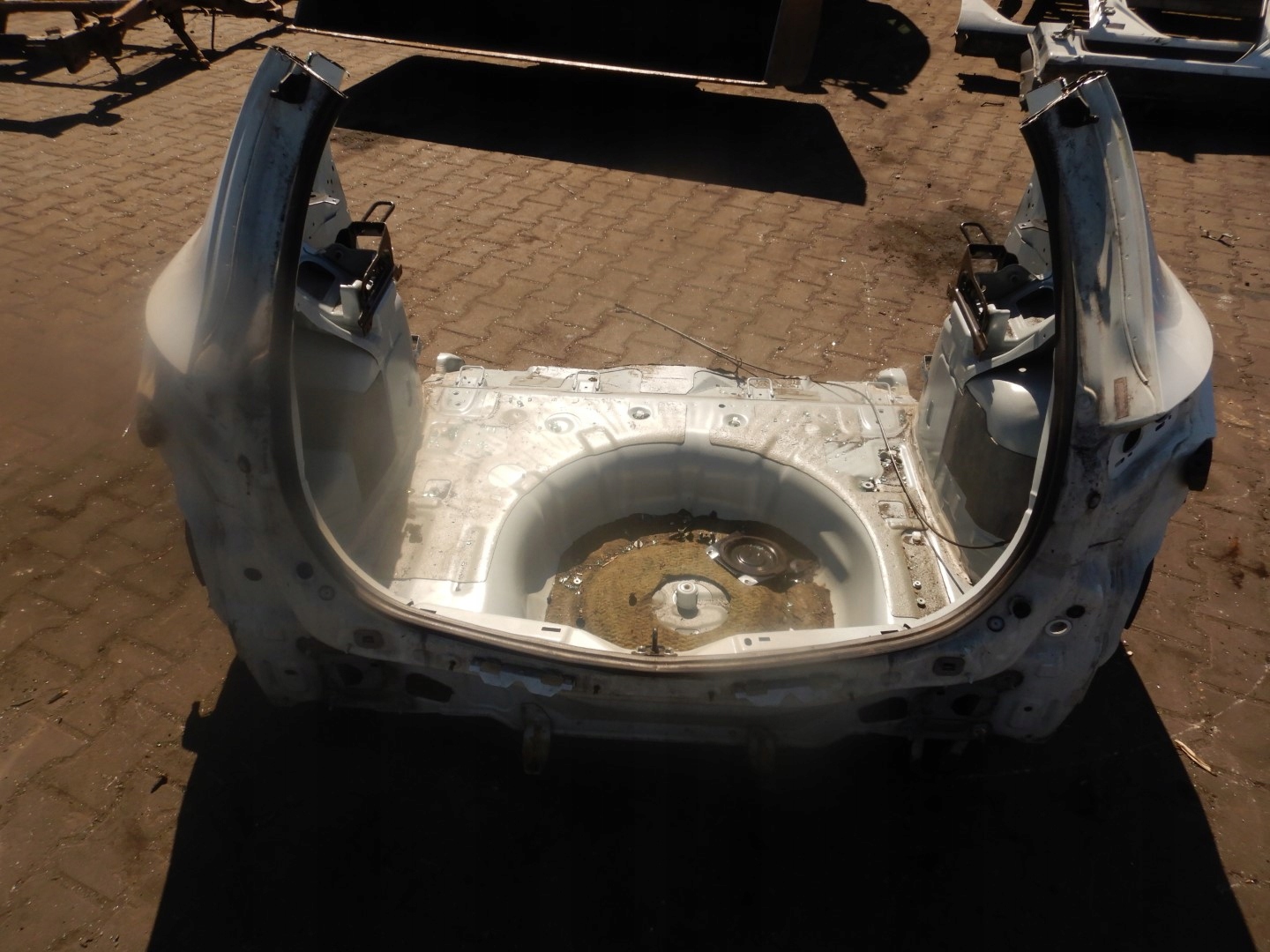 MAZDA 3 II BL PAS TYLNY WANNA CZYTAJ OPIS