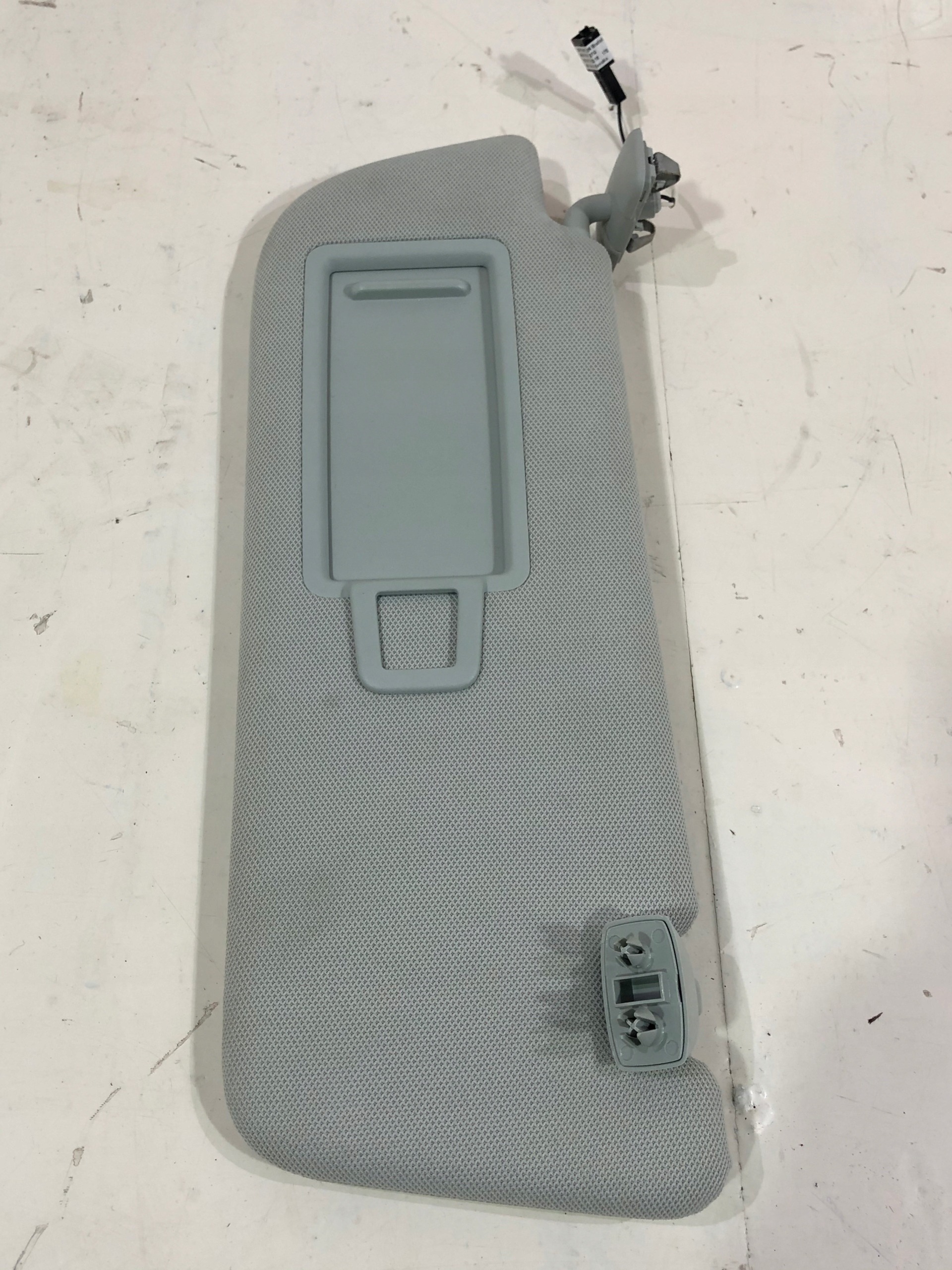 КОЗЫРЕК КРЫША ЛЕВЫЙ AUDI A8 D5 4N018r